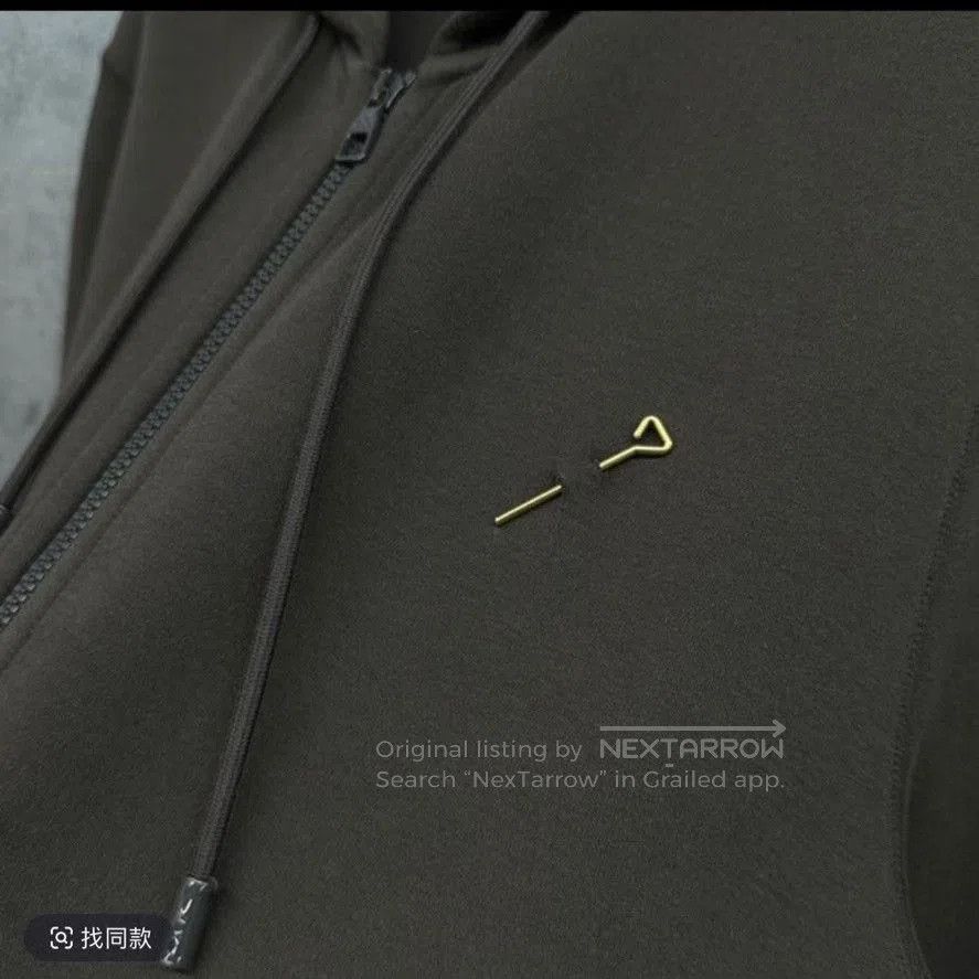 Louis Vuitton Louis Vuitton Brown Logo Zip Jacket. Size US L / EU 52-54 / 3 - 4 Thumbnail