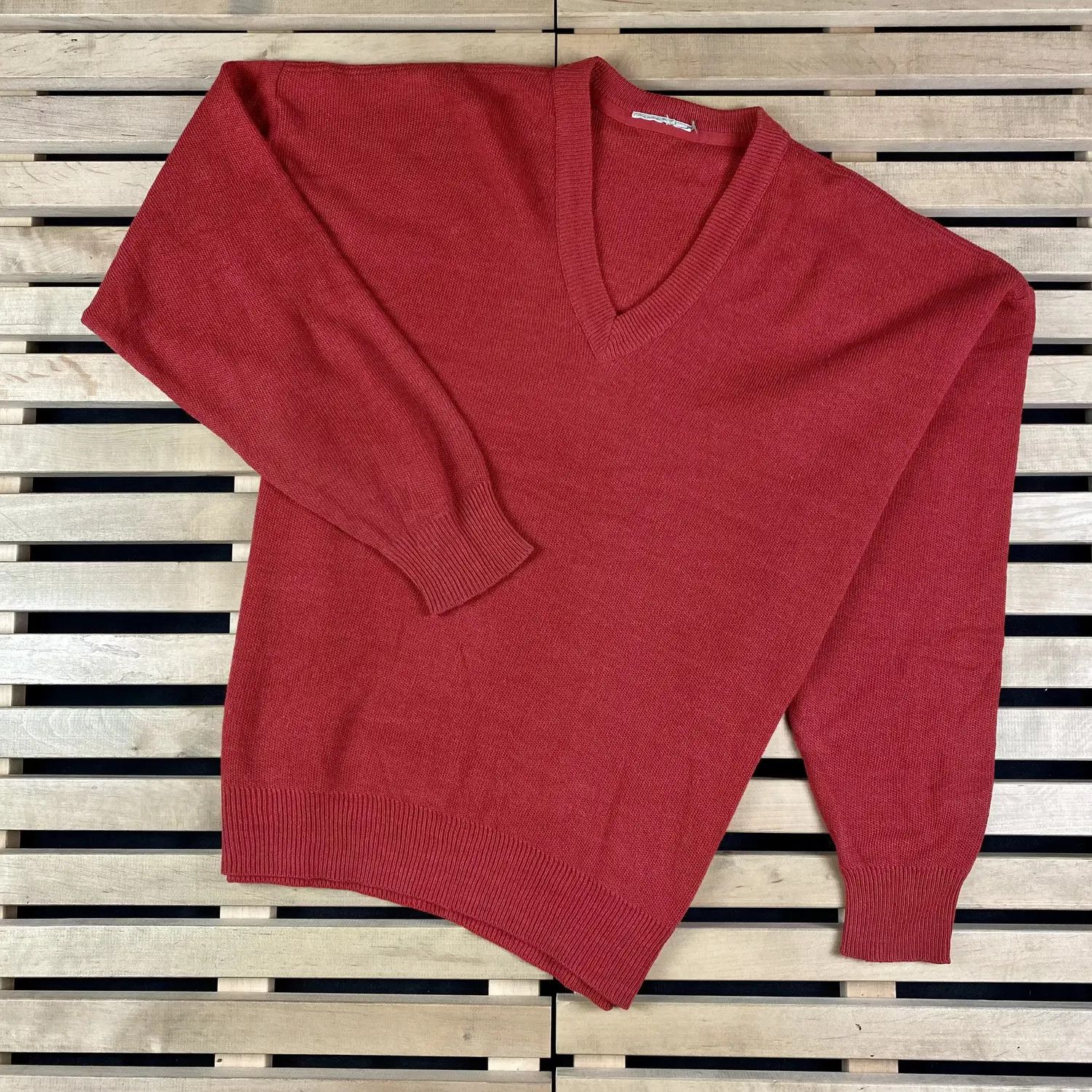 Lacoste × Vintage Sweater V Neck Chemise Lacoste Size XL Size US XL / EU 56 / 4 - 1 Thumbnail