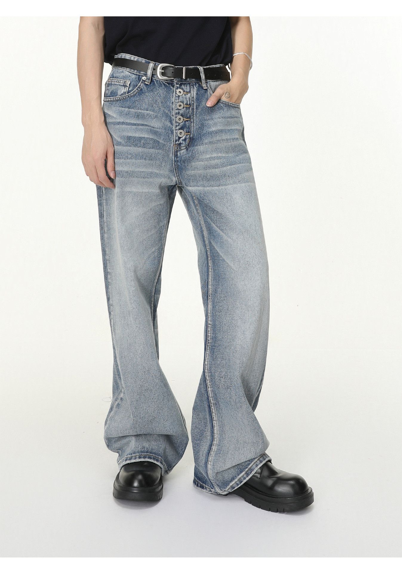Japanese Brand Men's multi-button loose-fitting washed flared jeans Size US 32 / EU 48 - 3 Thumbnail