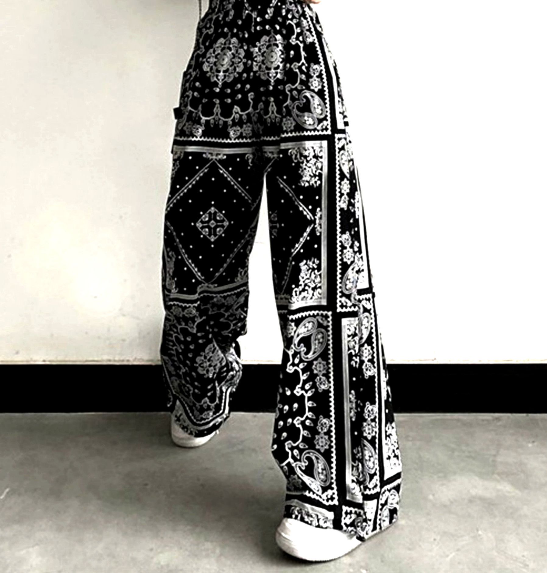Designer × Vintage Hippie Goth Boho Print Drawstring Baggy Punk Rock Pants Size US 29 - 2 Thumbnail