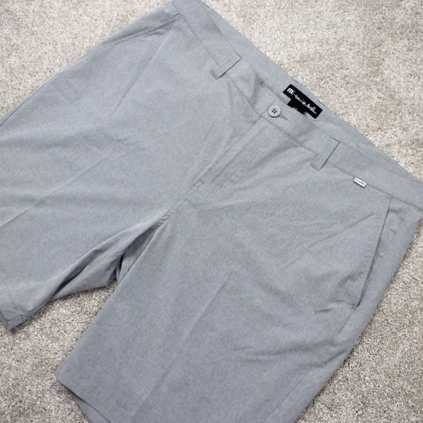 TravisMathew Travis Mathew Beck Shorts Mens 42 Gray Golf Polyester Cotton Stretch 10" inseam Size US 42 / EU 58 - 3 Thumbnail