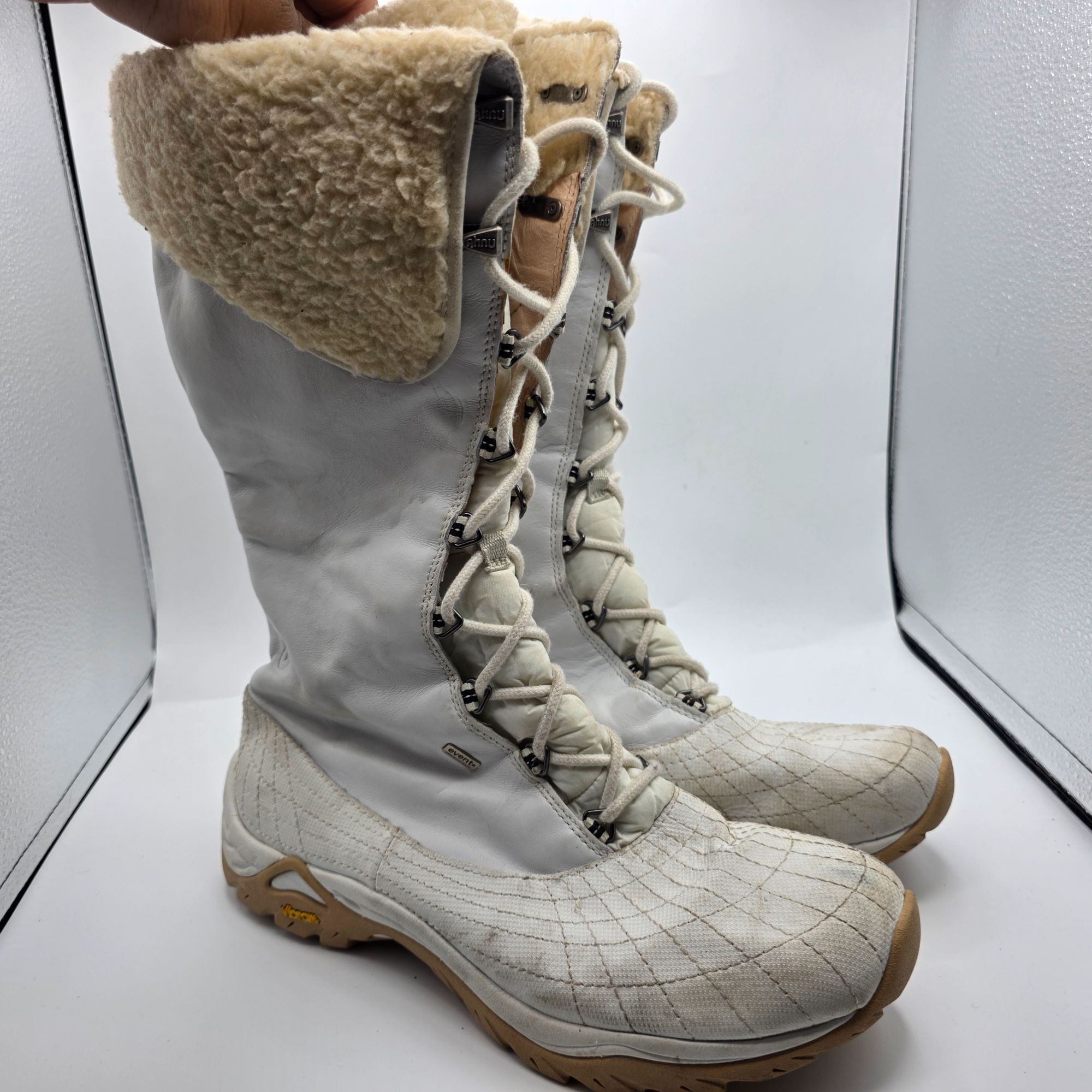 Other Ahnu Monte Vista Womens Size 11 White Snow Boots Vibram Wate Size US 11 / IT 41 - 1 Thumbnail