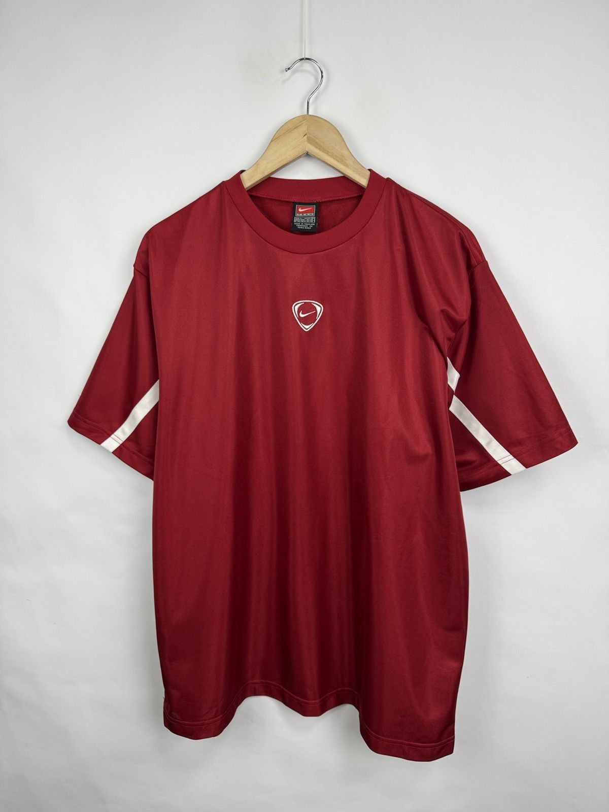 Nike 🇺🇸 Vintage 90s Nike Total Ninety Center Swoosh Retro T-Shirt Size US L / EU 52-54 / 3 - 2 Thumbnail