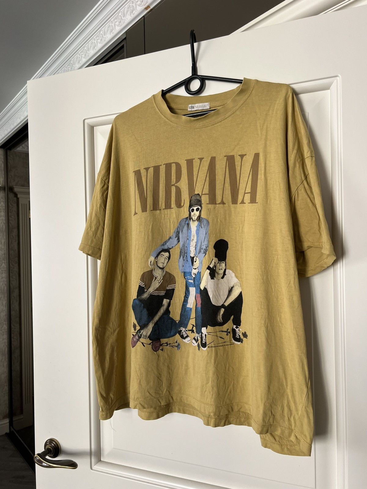 Nirvana Nirvana Band Tee Kurt Kurt Cobain T-Shirt Size US XL / EU 56 / 4 - 2 Thumbnail