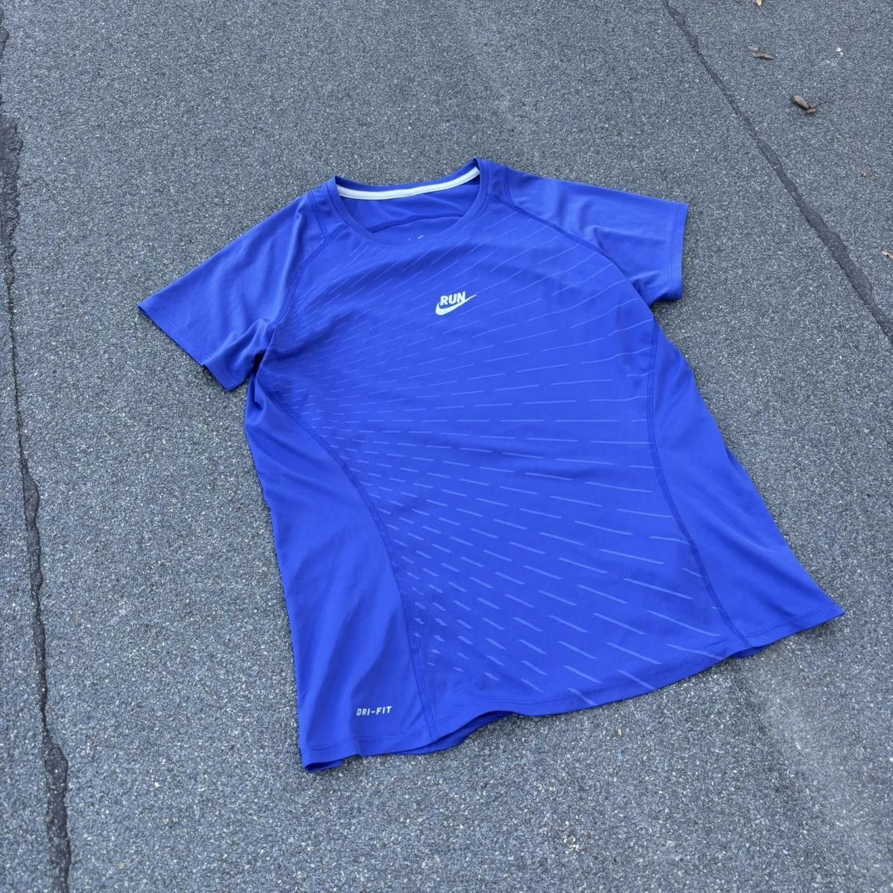 Japanese Brand × Nike × Vintage Nike dri-fit t-shirt Size US S / EU 44-46 / 1 - 2 Thumbnail