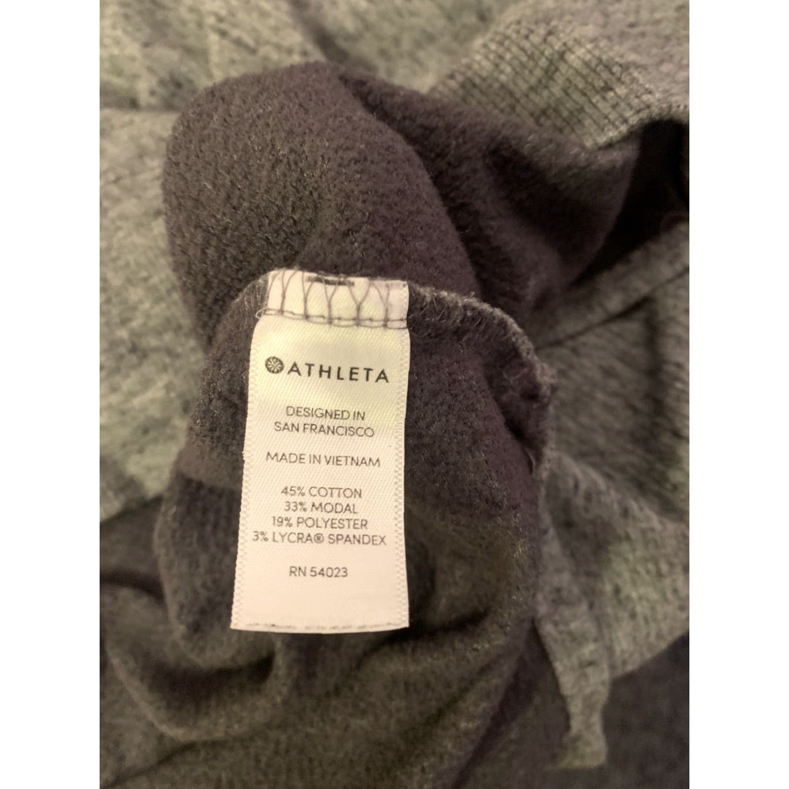 Athleta Womens Athleta Sweater Shirt Pullover Long Sleeve Boat Neck Multicolor Solid Size S Size S / US 4 / IT 40 - 7 Thumbnail