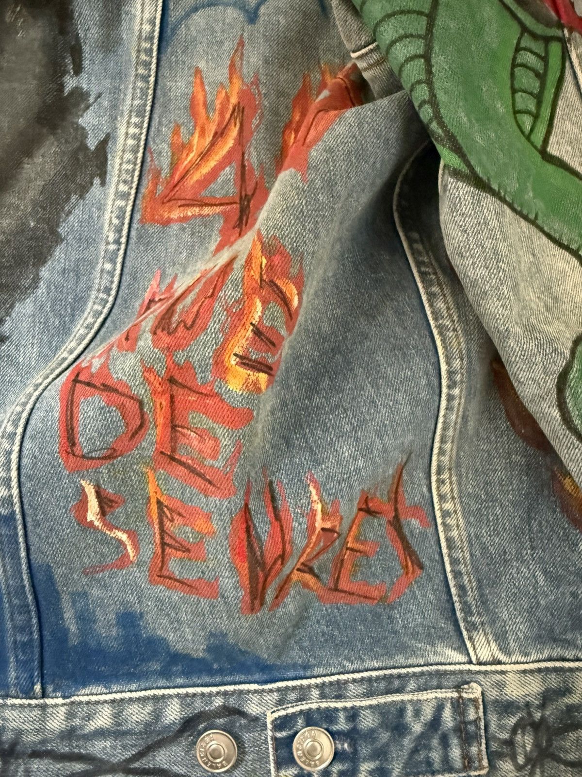 Balenciaga Balenciaga Oversized Graffiti Jacket Size XS / US 0-2 / IT 36-38 - 2 Thumbnail