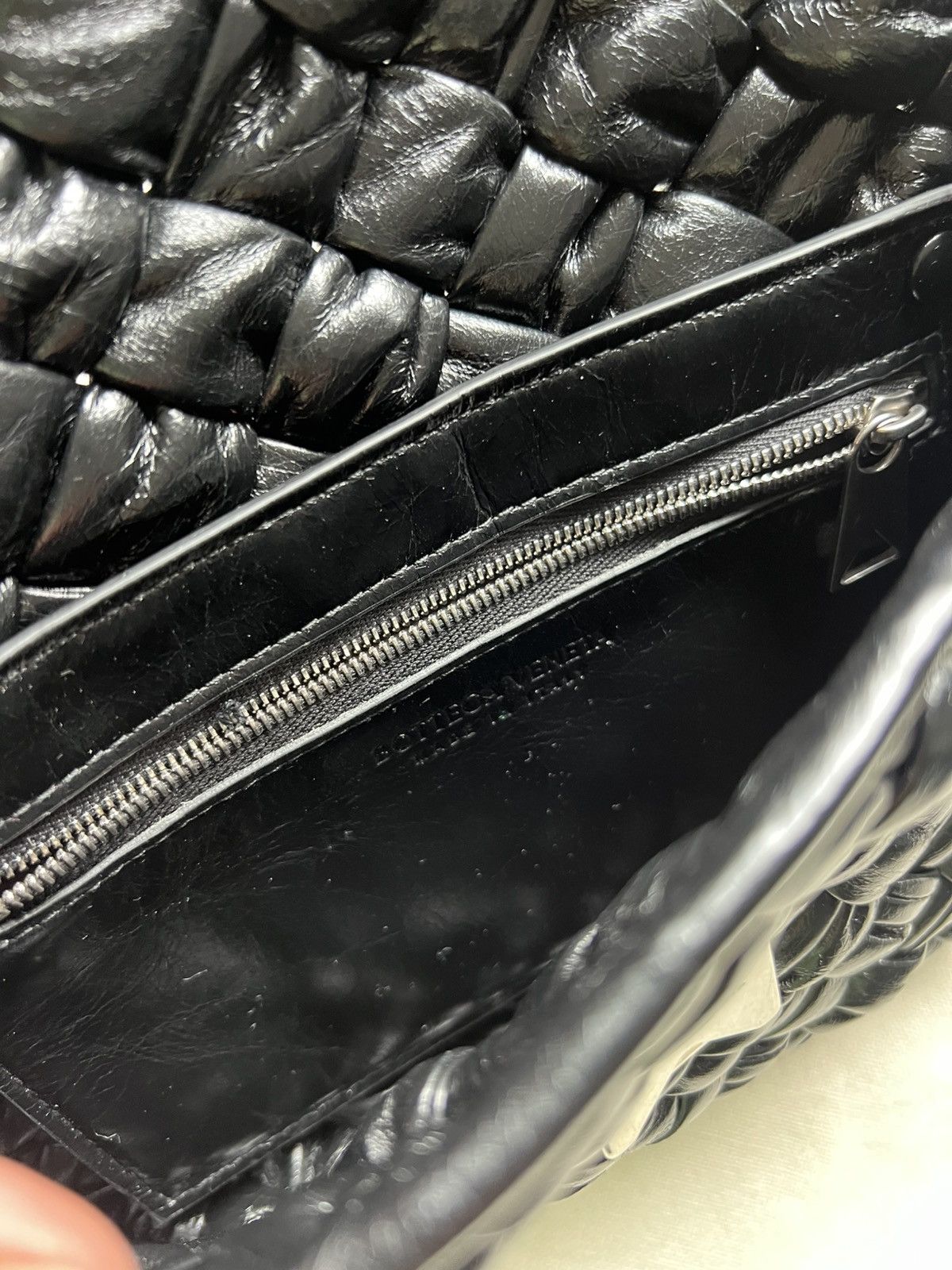 Bottega Veneta 🚩$3.5K VALUE🚩 Rumple Intrecciato Black Messenger Bag Small Size ONE SIZE - 8 Thumbnail