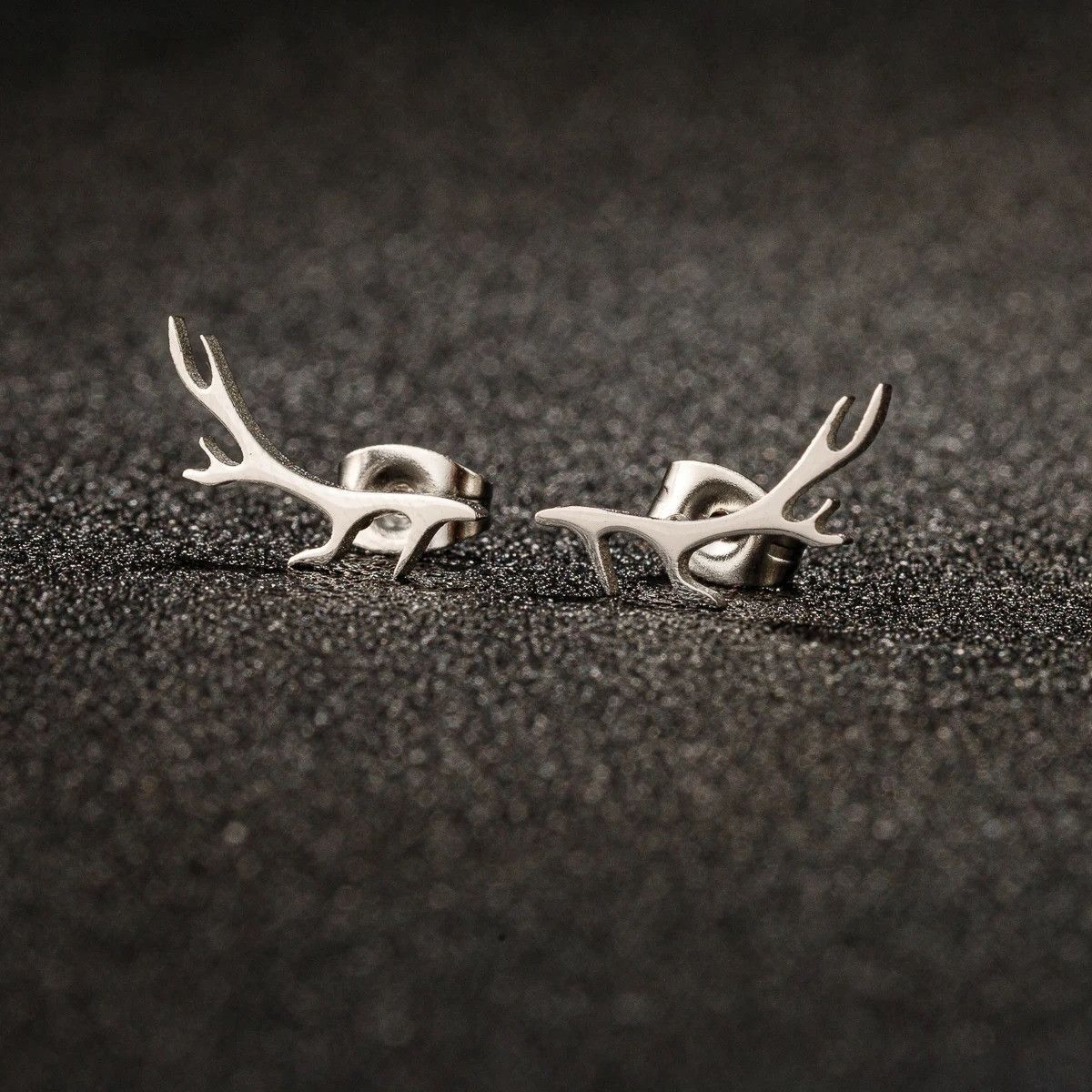 Jewelry Deer Horn Stud Earrings Charm Stainless Earring Gift Size ONE SIZE - 1 Thumbnail