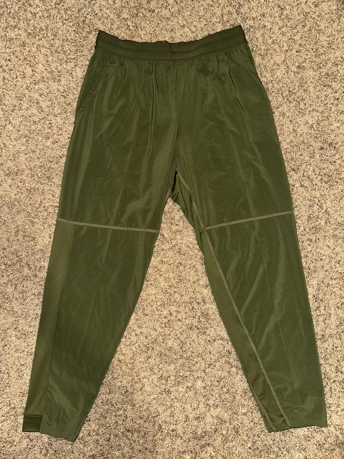 Nike Nike Mens Dri-FIT Yoga Pants Olive Move to Zero Joggers Size US 32 / EU 48 - 1 Thumbnail