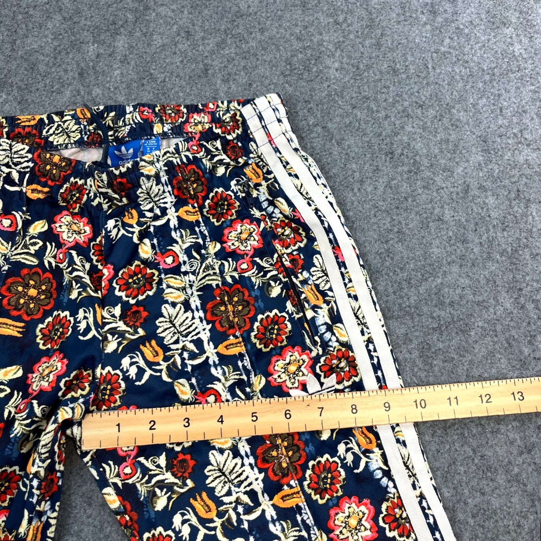 Adidas Adidas Originals Womens Track Pants Flare Low Rise UK 6 Floral Firebird Trefoil Trousers Jogger Size 28" / US 6 / IT 42 - 5 Thumbnail