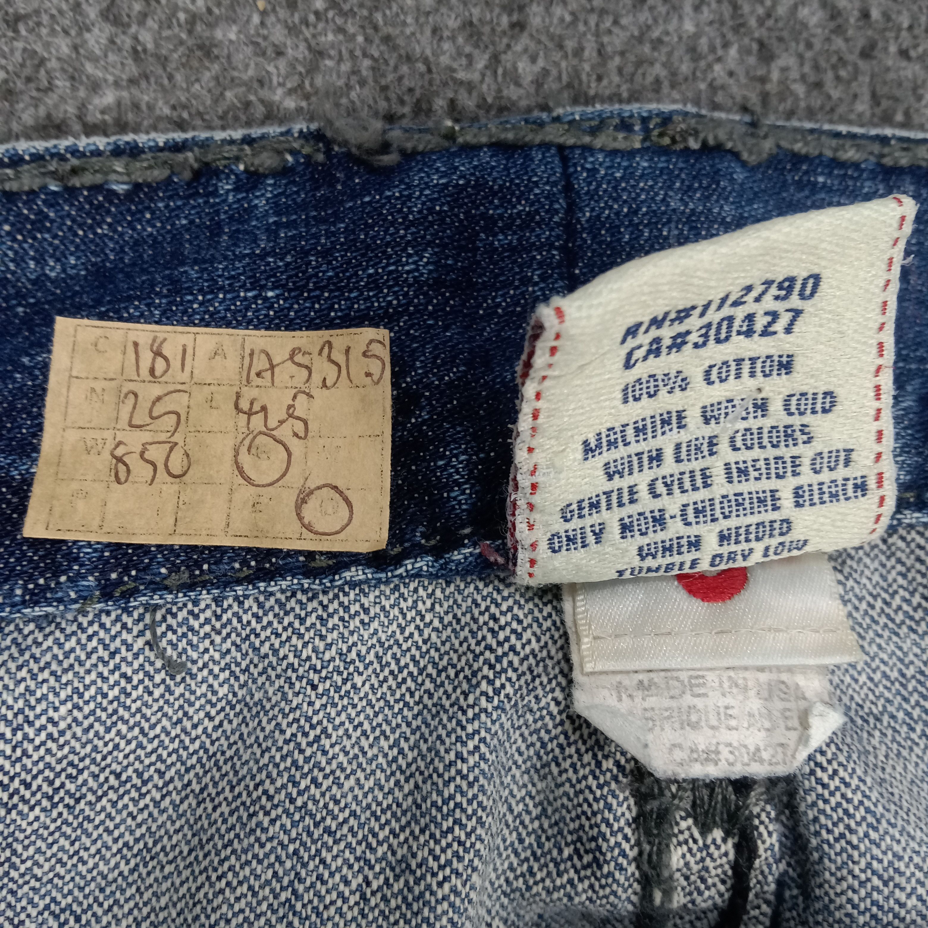 True Religion × Vintage True Religion American Brand Distressed Denim Jeans Size US 35 - 16 Thumbnail