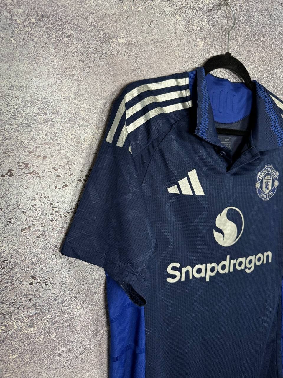 Other Manchester United 2024/25 Away Soccer Jersey Size US XL / EU 56 / 4 - 4 Thumbnail