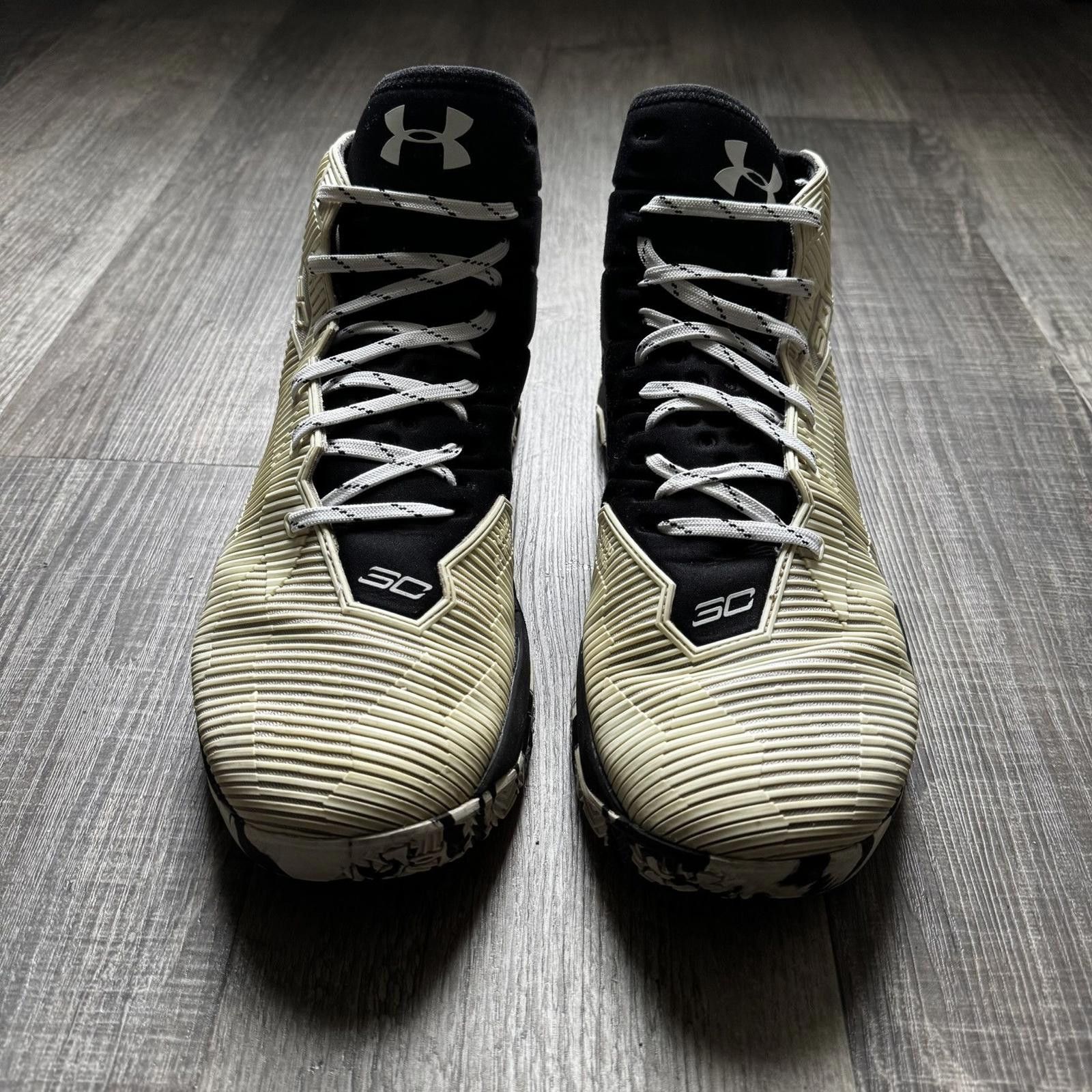 UNDER ARMOUR • Curry 2.5 2016 White/Black (13M)