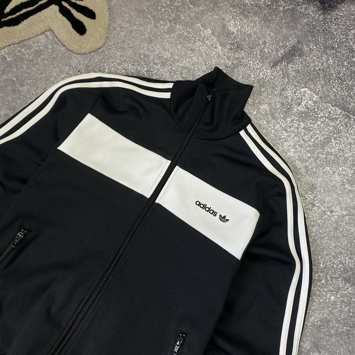 Vintage Vintage 90’s Adidas Small Logo Classic Costume Size US S / EU 44-46 / 1 - 3 Thumbnail