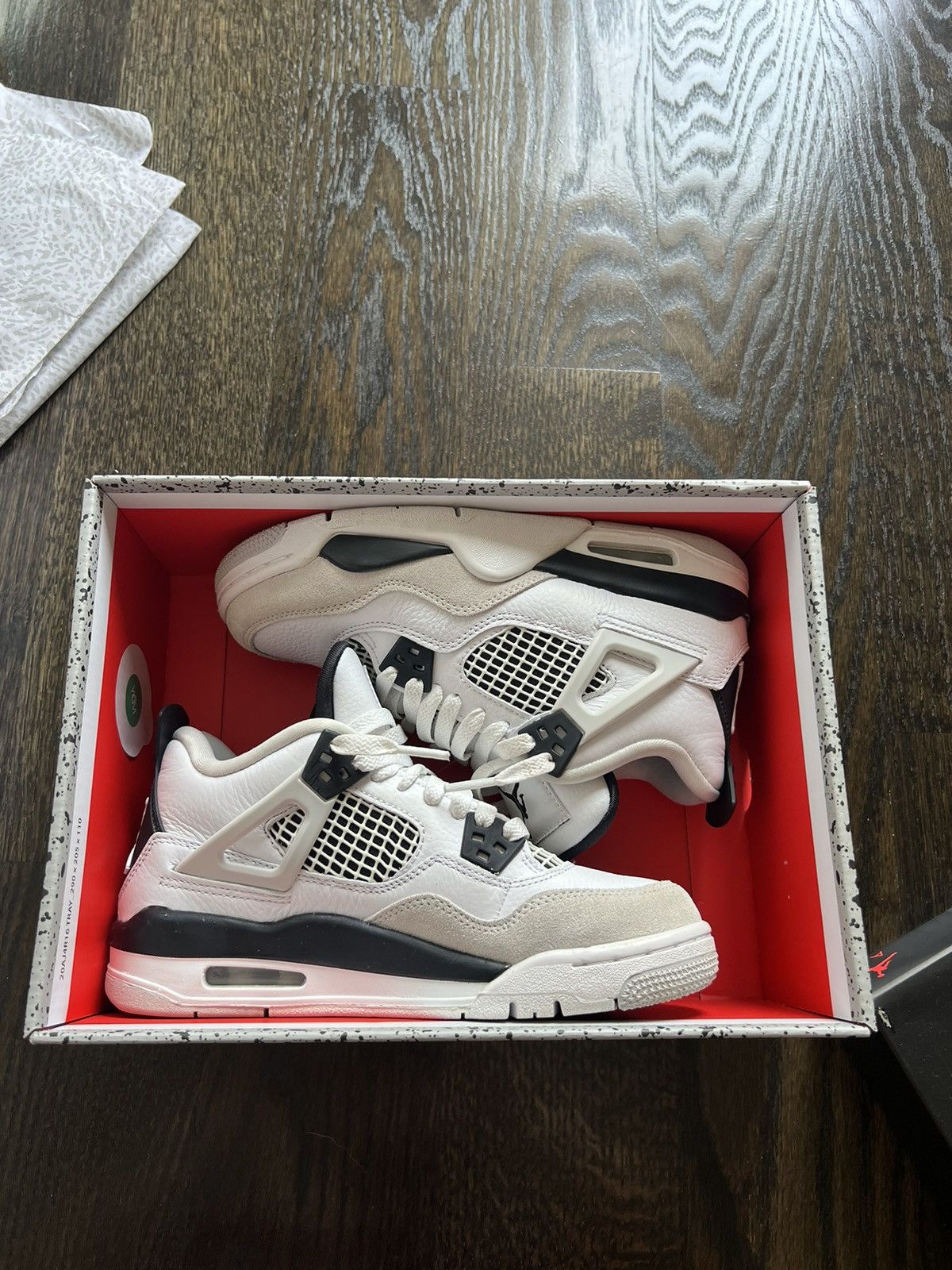 Jordan Brand × Nike Military Black Jordan 4 Retro Size 4Y Size US 5.5 / IT 35.5 - 2 Thumbnail