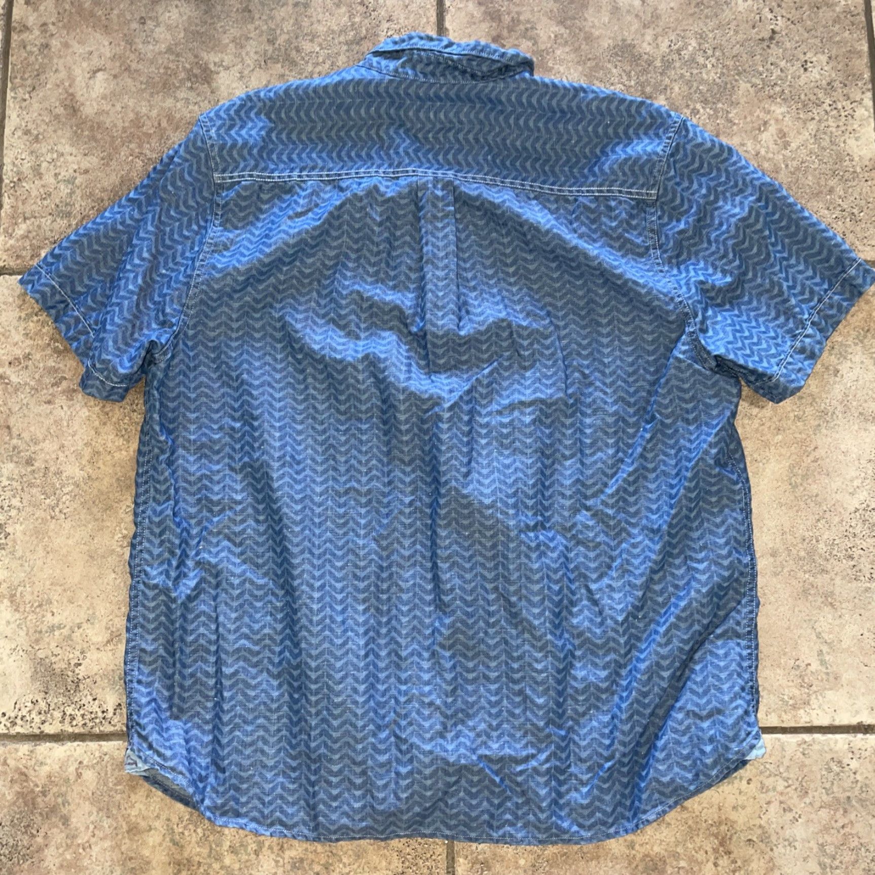 Tommy Bahama Tommy Bahama Shirt Blue Hawaiian Mens XL Short Sleeve Button-Up Hawaiian Theme Mens XL Size US XL / EU 56 / 4 - 4 Thumbnail