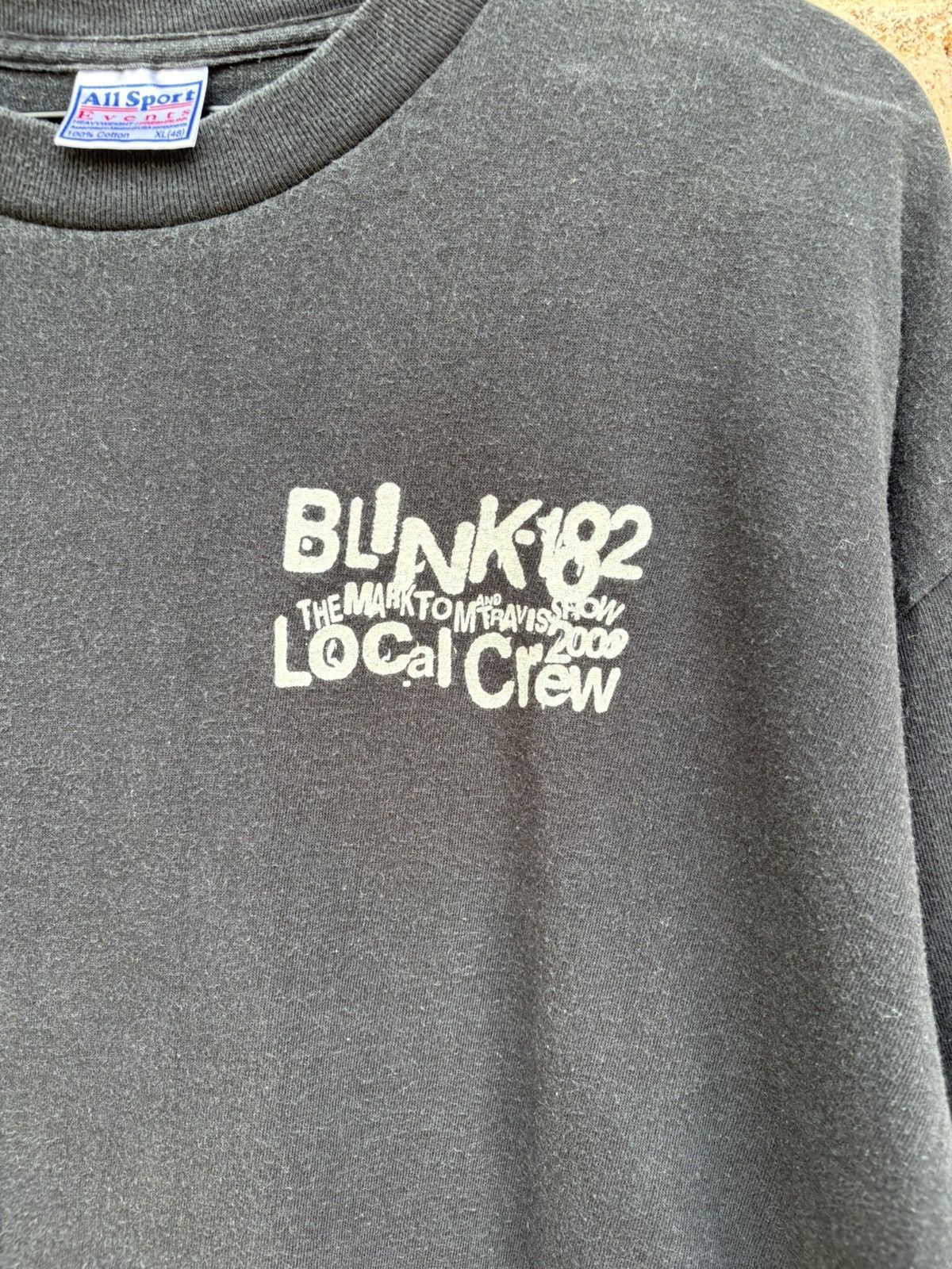 Band Tees × Vintage Vtg 2000 Blink-182 Local Crew T Shirt Size US XL / EU 56 / 4 - 2 Thumbnail