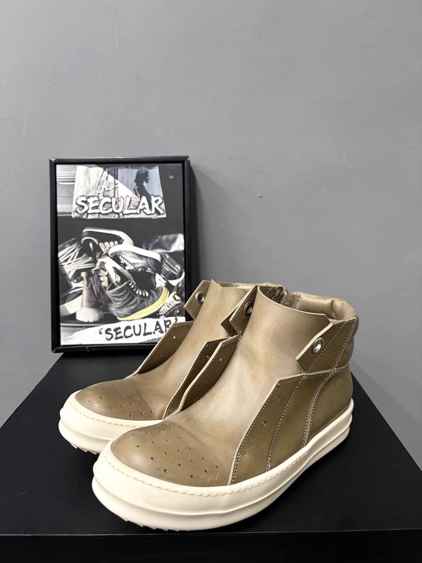 Rick Owens Rick Owens Island Dunk Mainline Olive Leather High-Top K34 Size US 8 / IT 38 - 1 Thumbnail