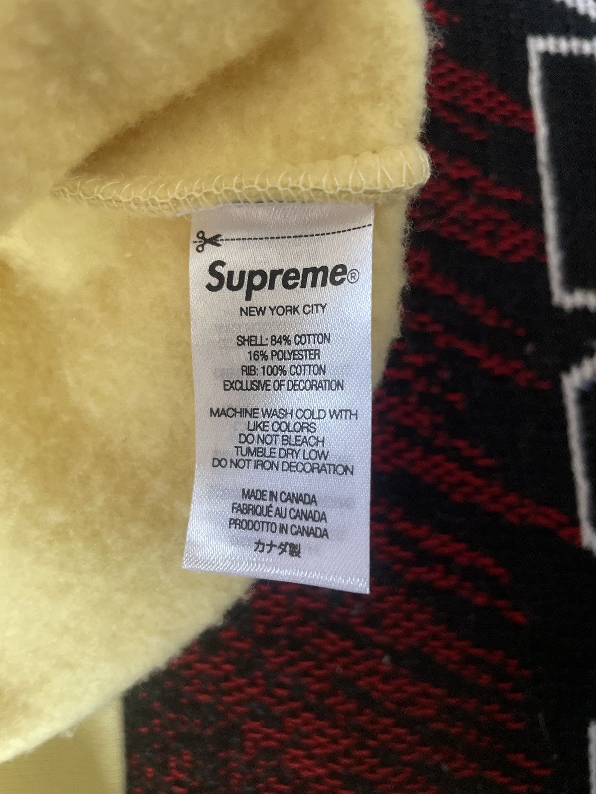 Supreme Yellow Box Logo Crewneck Size US M / EU 48-50 / 2 - 5 Thumbnail