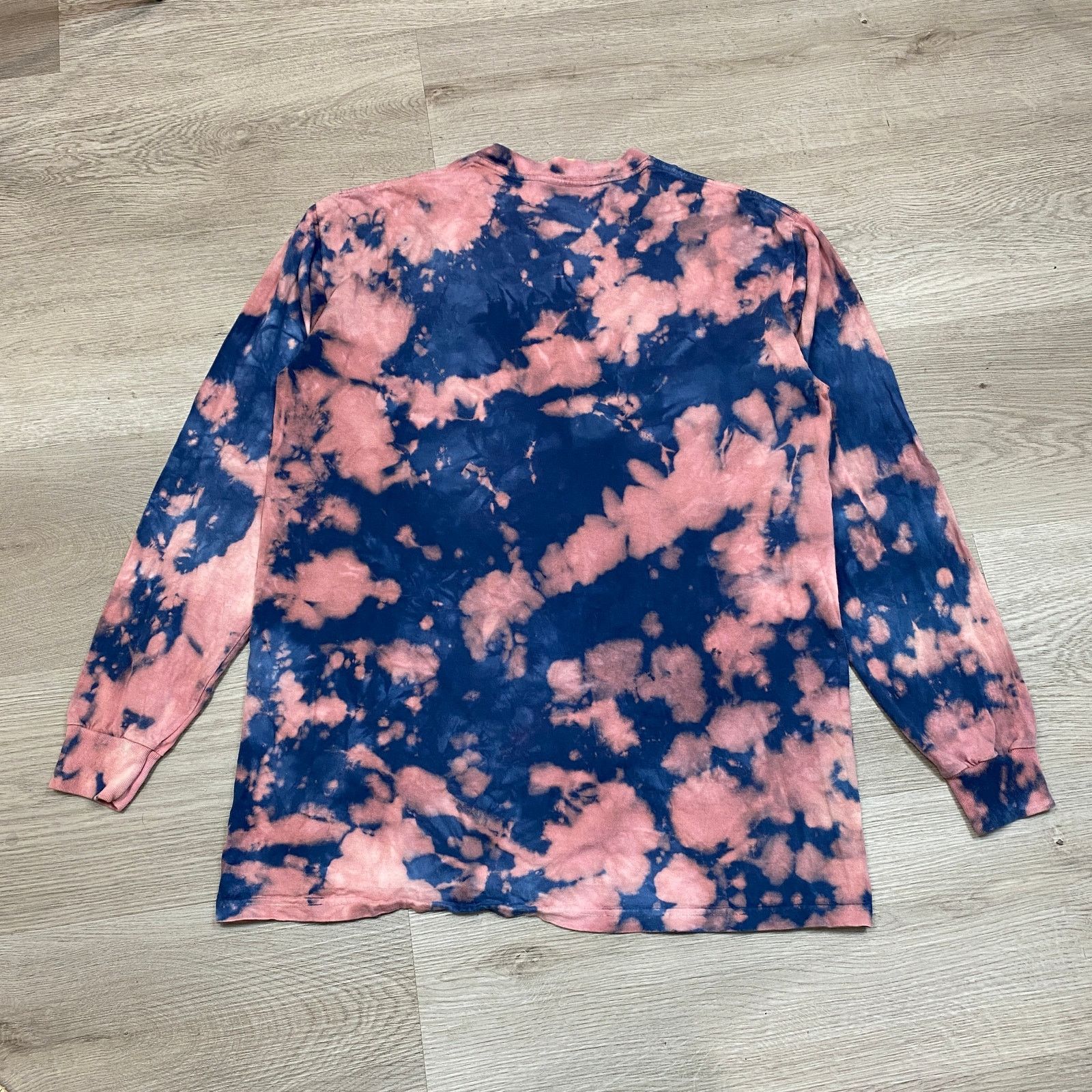 The Mountain × Vintage Vintage The Mountain Bear Wolf Eagle Tie Dye Shirt Large Y2K Size US L / EU 52-54 / 3 - 3 Thumbnail