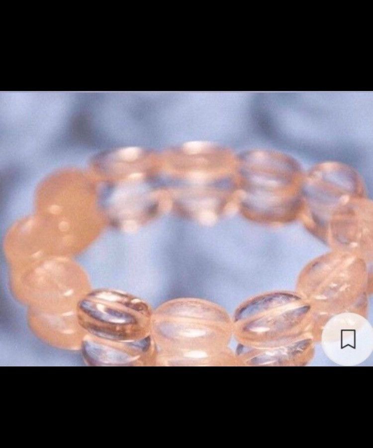 Jewelry SALE Clear Quartz oval beaded bracelet Size ONE SIZE - 1 Thumbnail