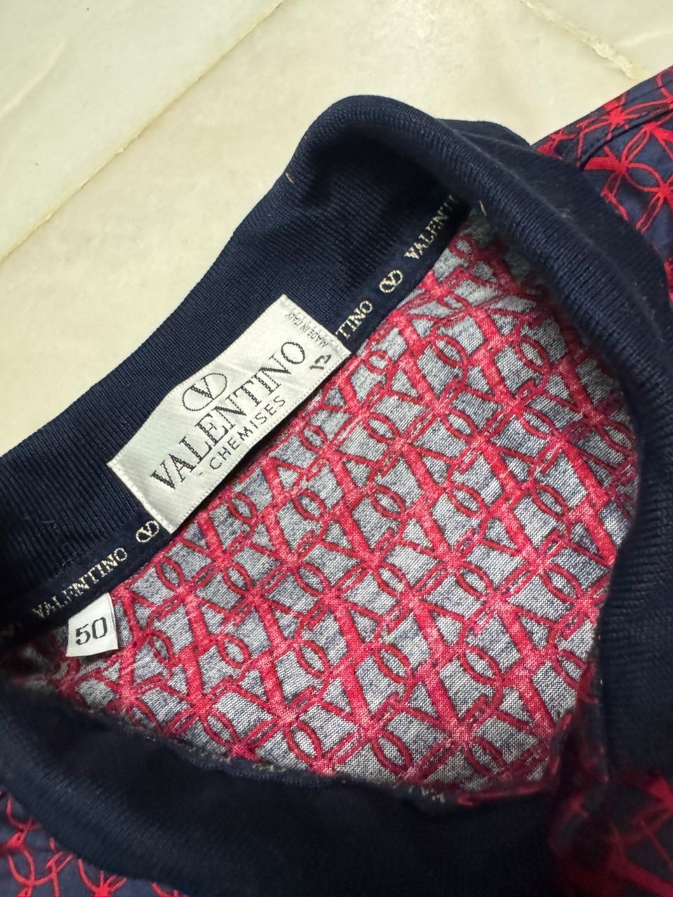 Valentino 💥Rare💥Vintage 1990s Valentino Chemises Oblique Monogram Polo Size US M / EU 48-50 / 2 - 9 Thumbnail