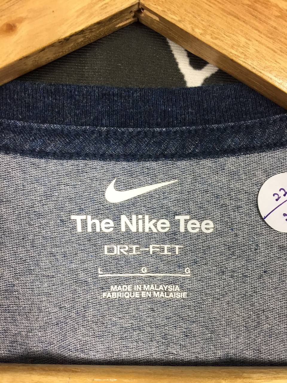 Nike × Vintage The Nike Tee Swoosh Logo Dri-Fit Sportswear Tee Size US L / EU 52-54 / 3 - 6 Thumbnail