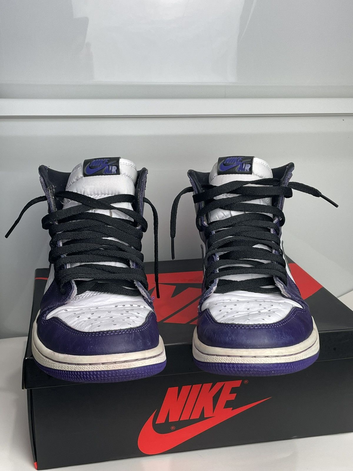 Nike Jordan 1 Court Purple 2.0 Size 8.5 Beat Nike OG Box/Laces Size US 8.5 / EU 41-42 - 9 Thumbnail