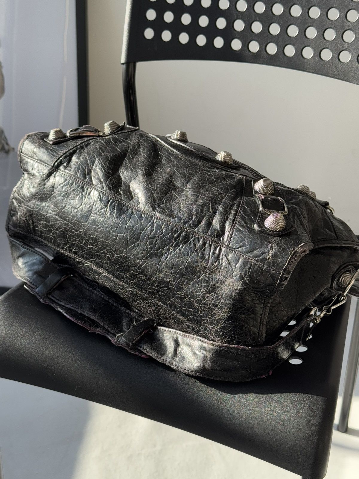 Balenciaga Vintage Balenciaga 00s City Bag Distressed Leather Handbag Size ONE SIZE - 13 Thumbnail
