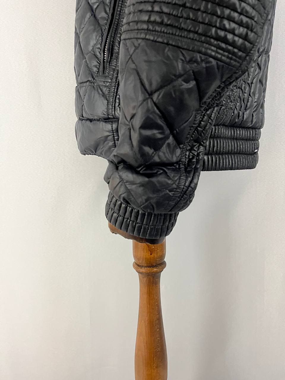 Moncler Moncler Down Jacket Black Size US XL / EU 56 / 4 - 10 Thumbnail