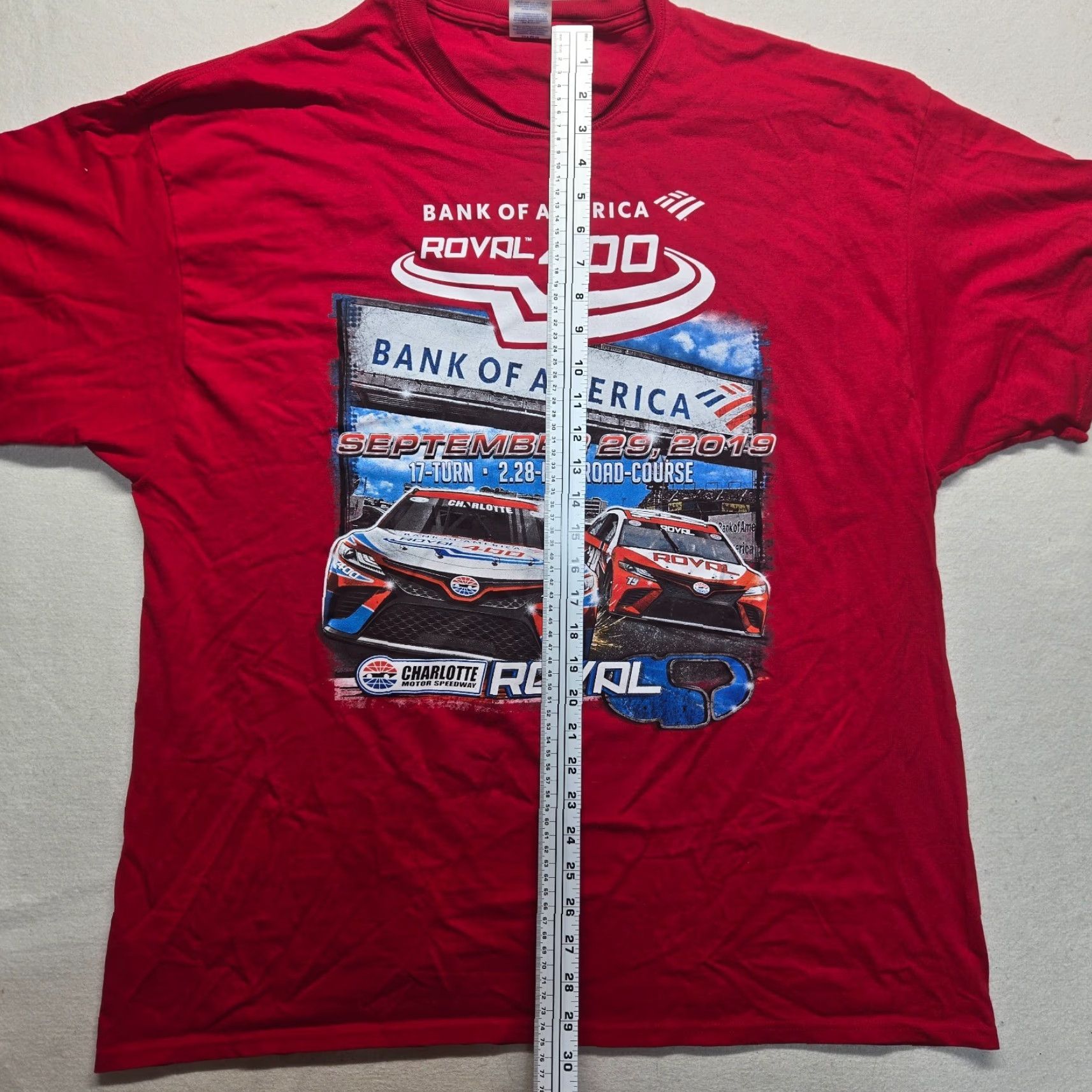 Vintage VINTAGE Roval 400 Madness Charlotte Motor Speedway NASCAR Graphic Red T-Shirt Men's 2XL Size US XXL / EU 58 / 5 - 7 Thumbnail
