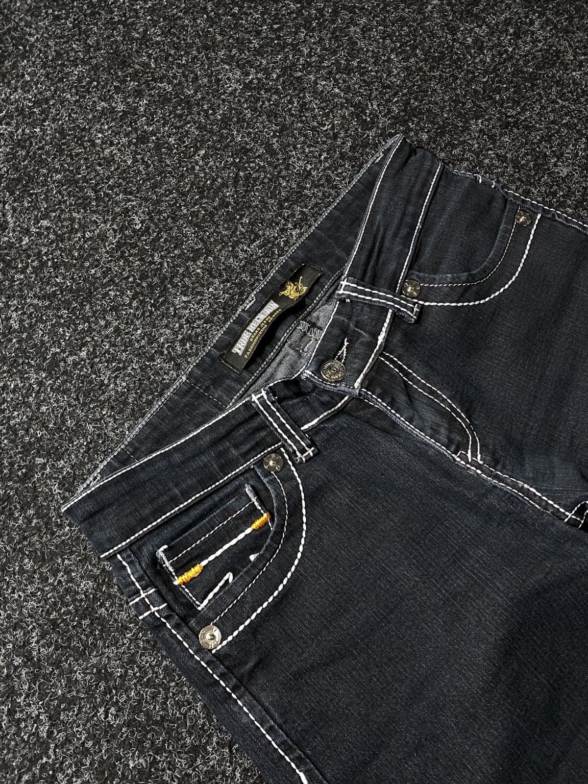 True Religion Vintage Flare True Religion Wide Leg Faded Wash Denim Size 28" / US 6 / IT 42 - 6 Thumbnail
