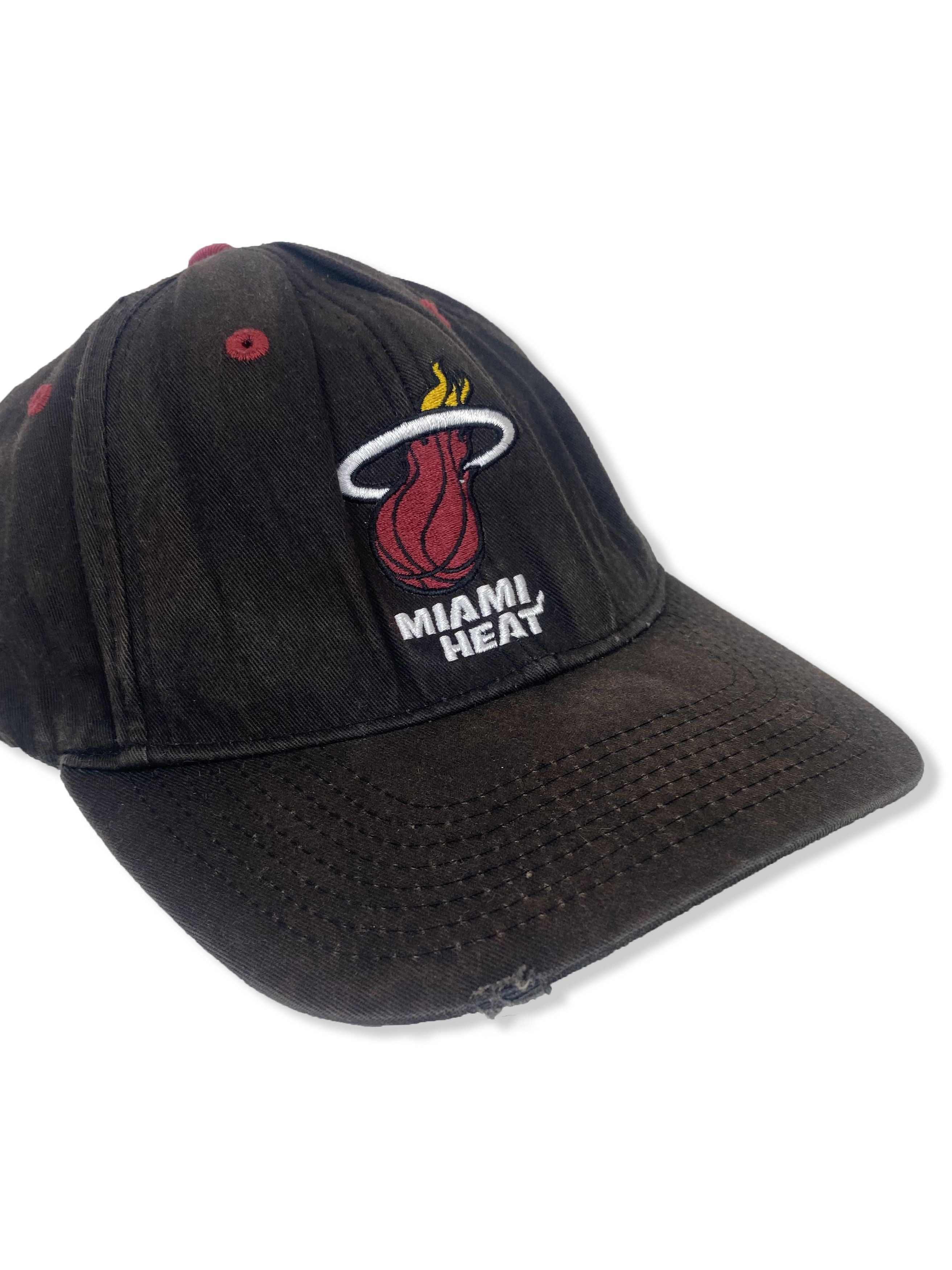 Adidas Vintage ADIDAS NBA Miami Heat Black Faded Distresed Cap M430 Size ONE SIZE - 2 Thumbnail