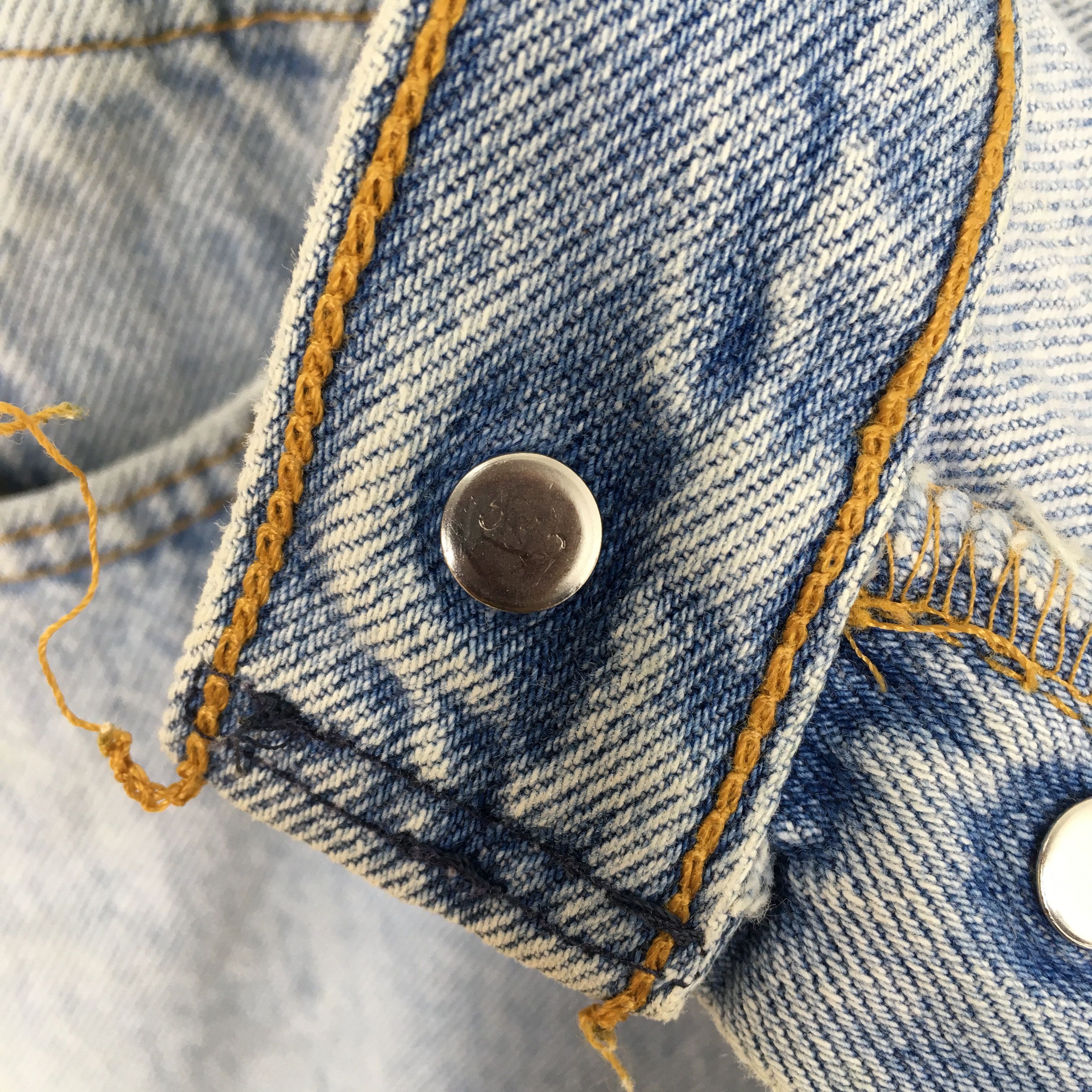 Levi's Size 28x28 Vintage 90s Levi's 501 Faded Blue Jeans S1813 Size US 28 / EU 44 - 7 Thumbnail