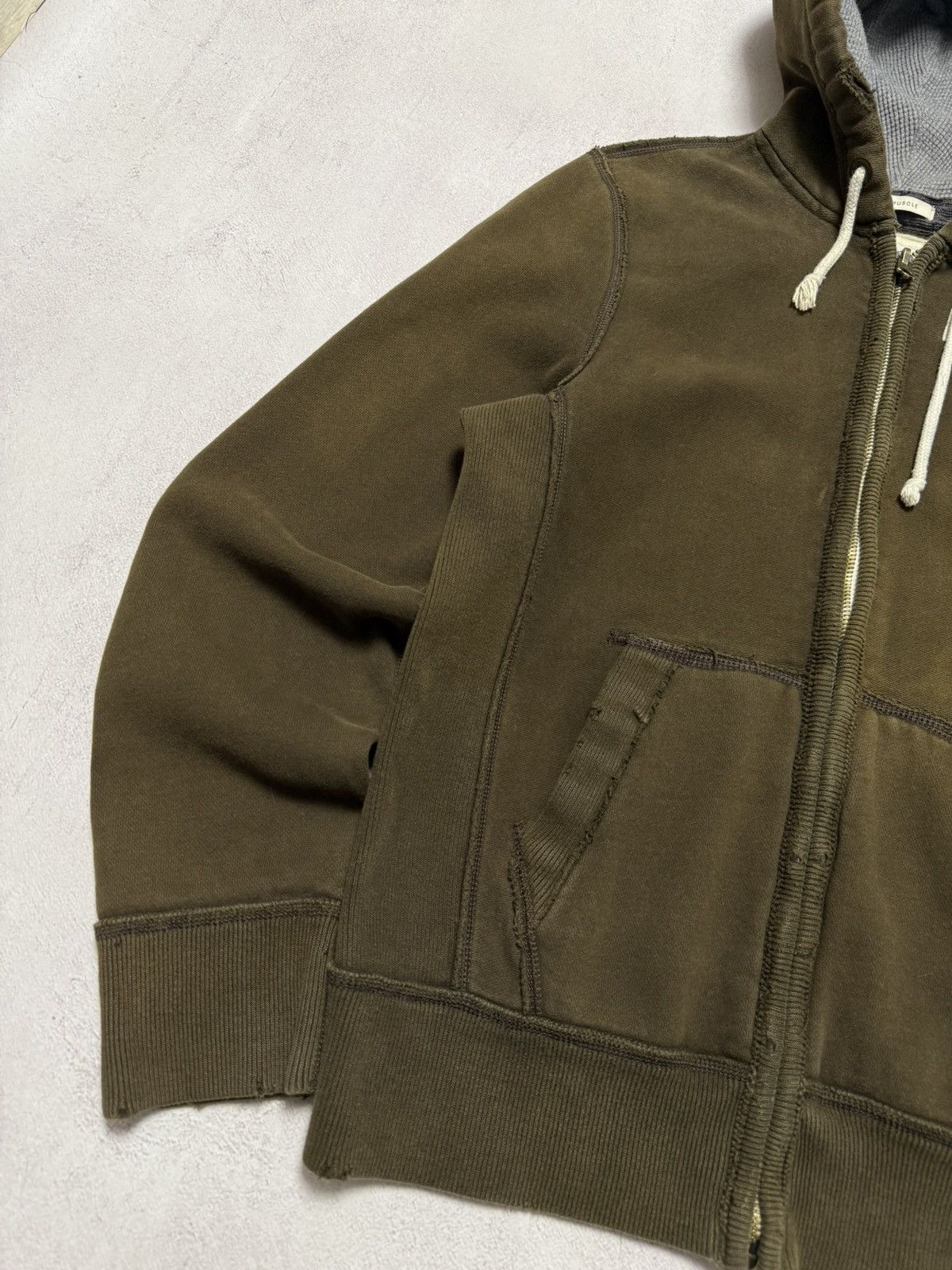 Abercrombie & Fitch Vintage Abercrombie Fitch Hoodie Big Logo Distressed Wash Size US L / EU 52-54 / 3 - 3 Thumbnail