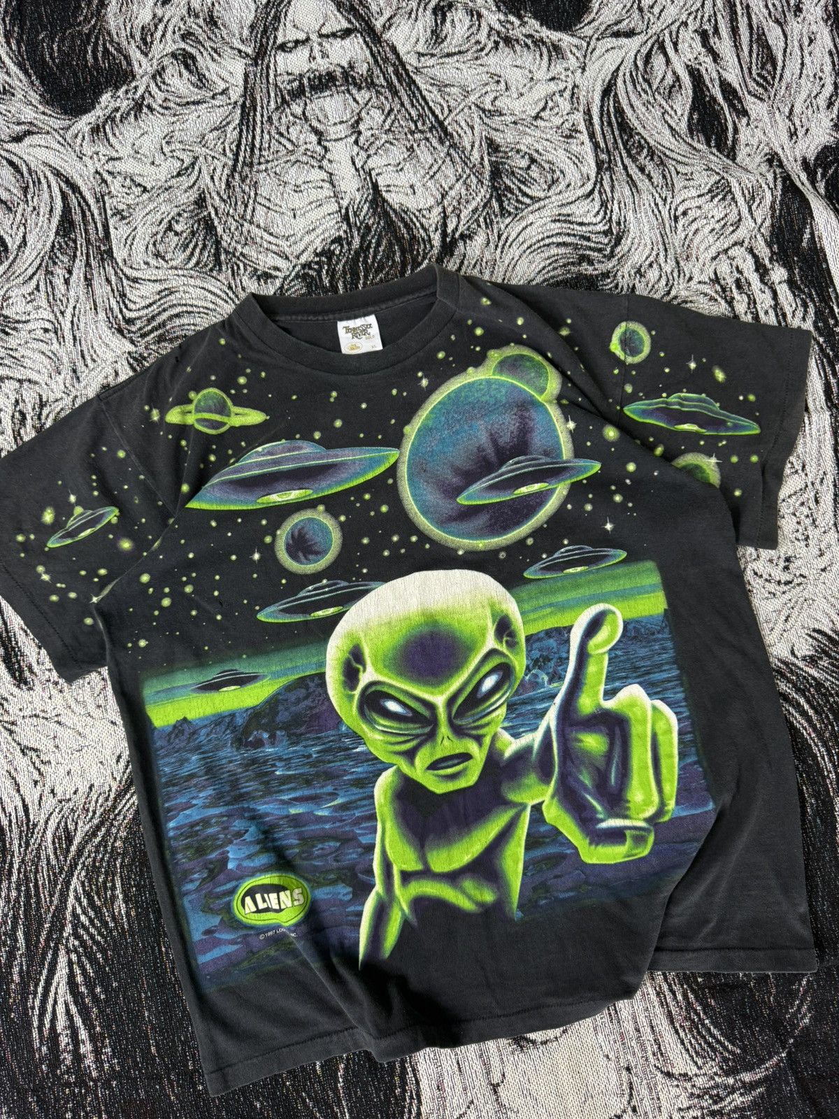 Vintage VTG Aliens 90s Size US XL / EU 56 / 4 - 1 Thumbnail