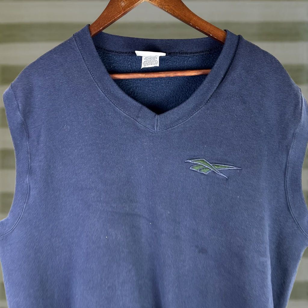 Reebok VTG Reebok Golf Sweater Vest V Neck Pullover Size XL Blue Made In USA Vest Men Size US XL / EU 56 / 4 - 1 Thumbnail