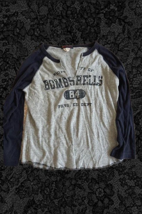 Aeropostale long sleeve navy aero shirt Size M / US 6-8 / IT 42-44 - 1 Preview