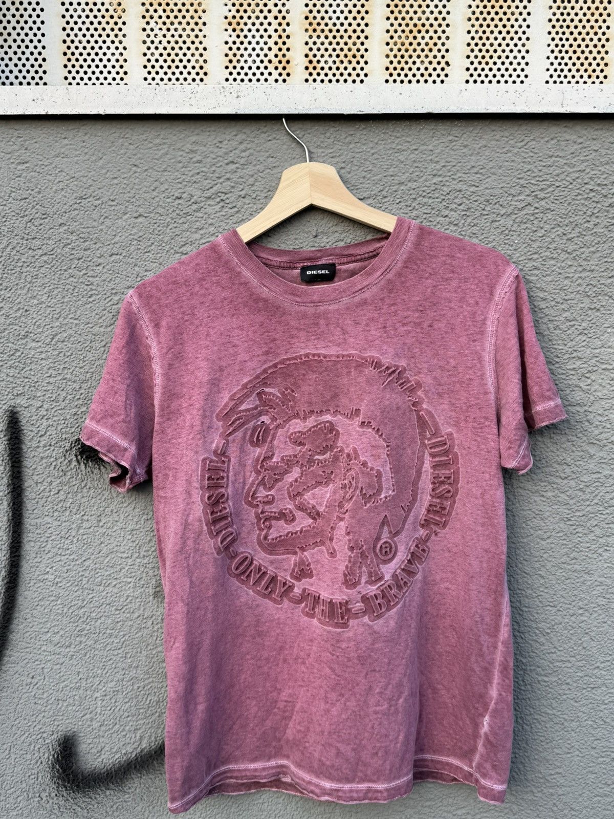 Diesel × Diesel Black Gold Diesel Tshirt Pink Head Size US S / EU 44-46 / 1 - 1 Thumbnail