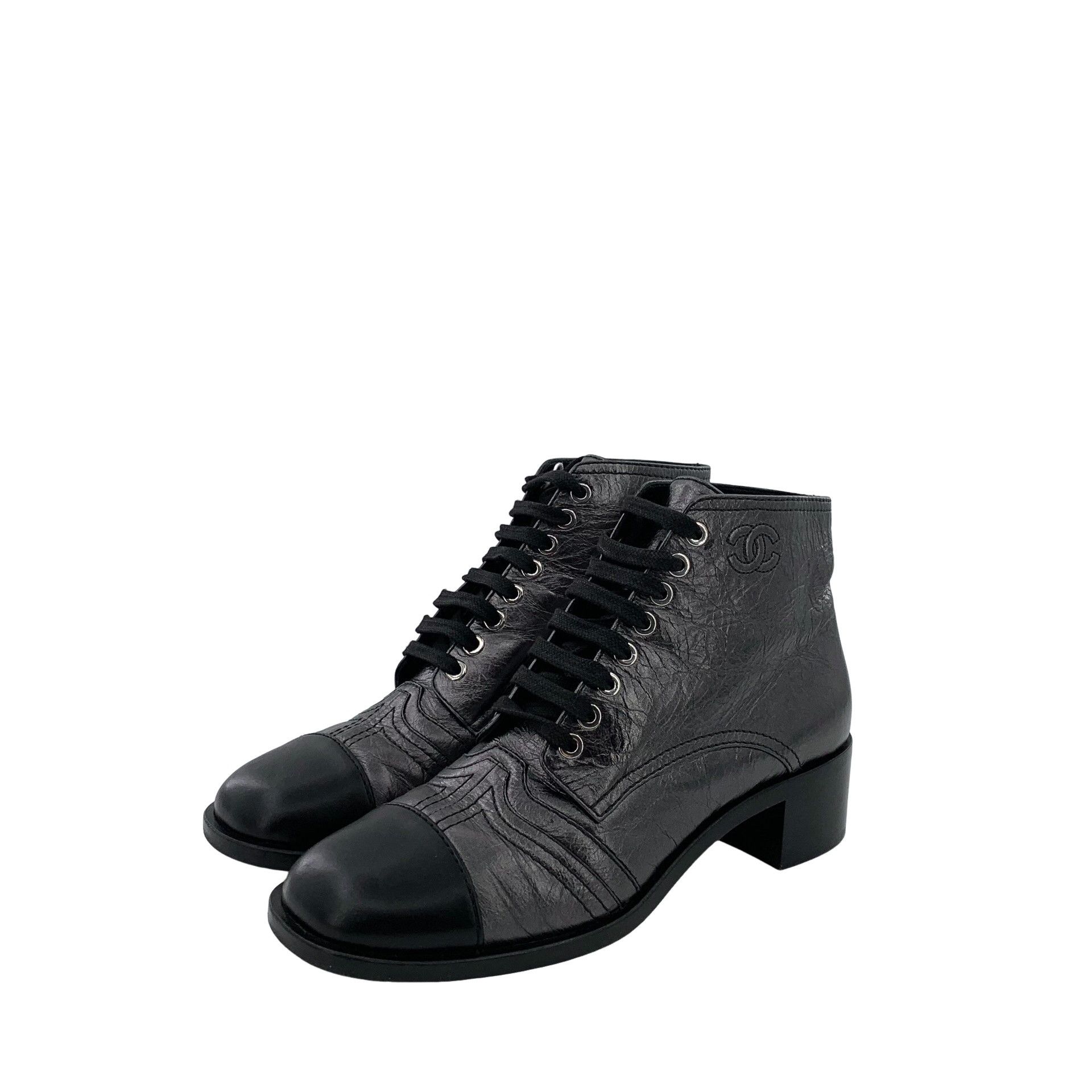 Chanel Chanel Cap Toe Leather Lace-Up Boots EU 39 Size US 9 / IT 39 - 1 Thumbnail