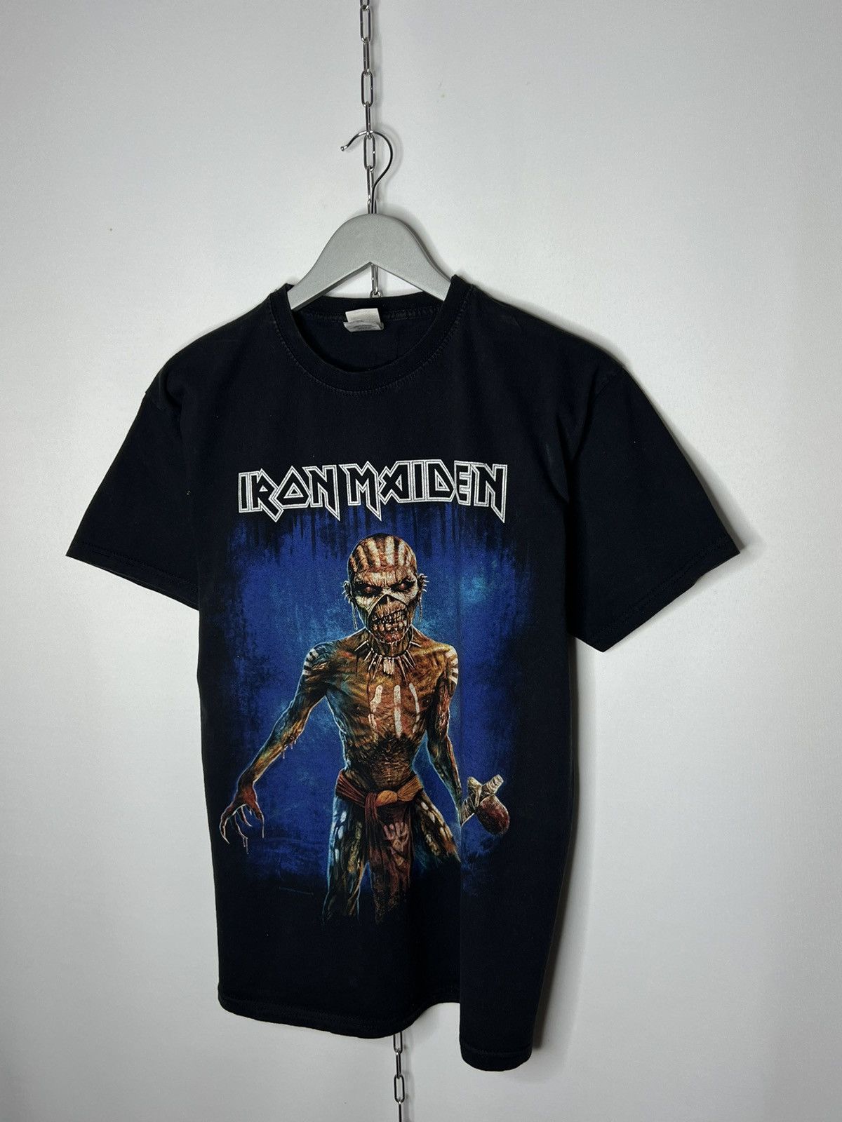 Gildan 🔥 Vintage Iron Maiden World Tour 2017 Big Logo Rock Tee 🔥 Size US L / EU 52-54 / 3 - 3 Thumbnail