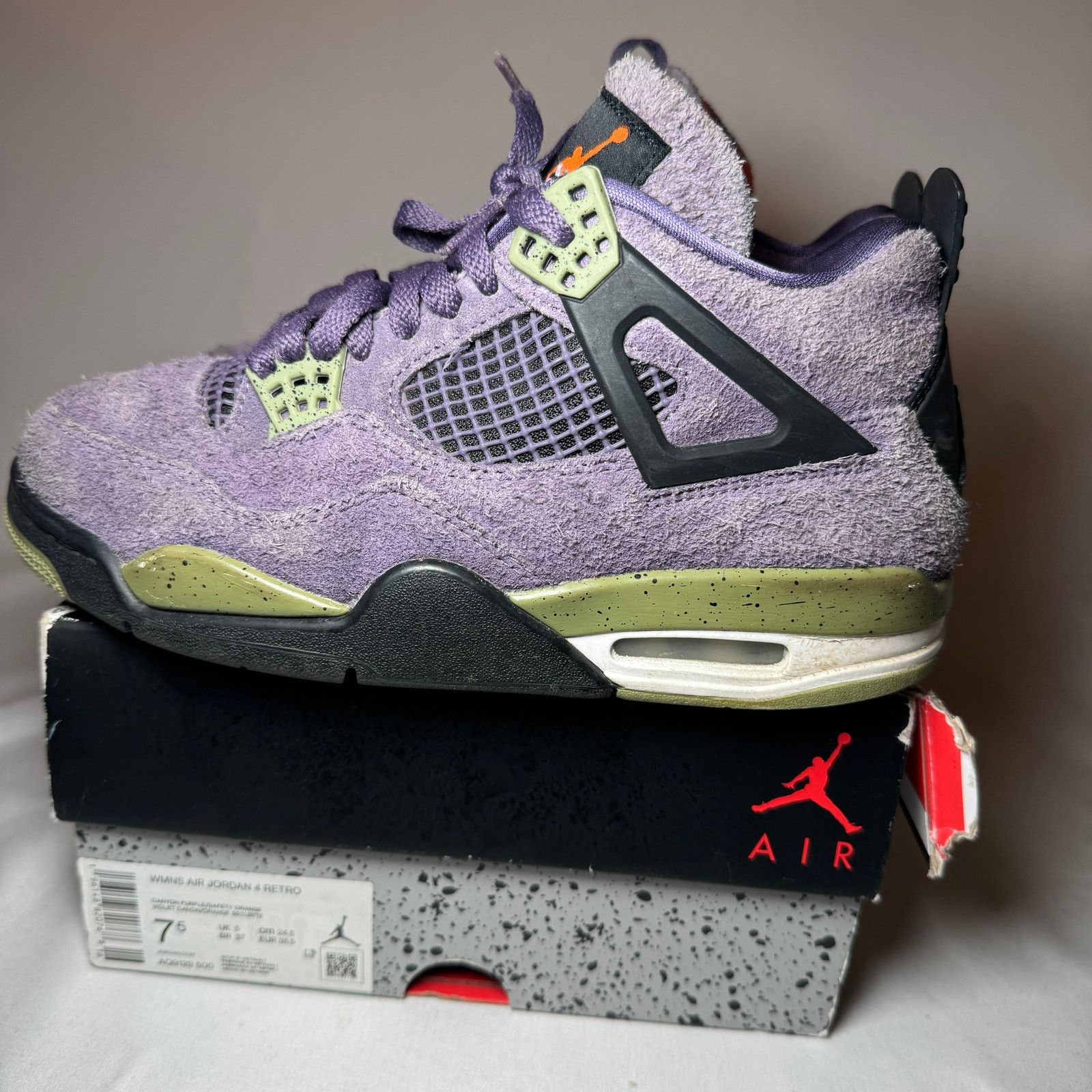 Jordan Brand × Nike Size 7.5 Nike Air Jordan 4 Retro Canyon Purple Women's Shoes Size US 7.5 / IT 37.5 - 8 Thumbnail