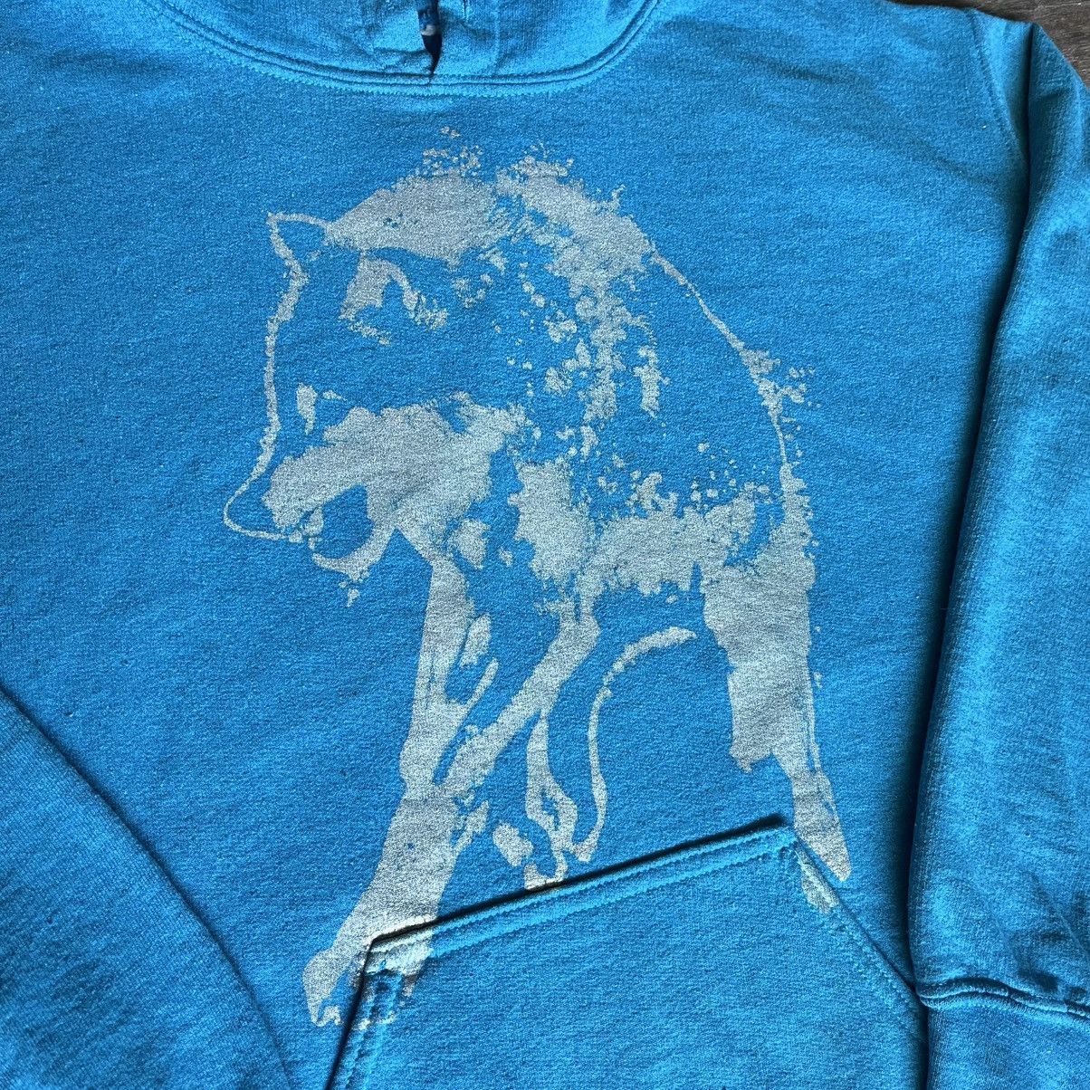 Vintage Vintage 2000s Affliction Style Wolf Foil Graphic Logo Hoodie Size US S / EU 44-46 / 1 - 2 Thumbnail