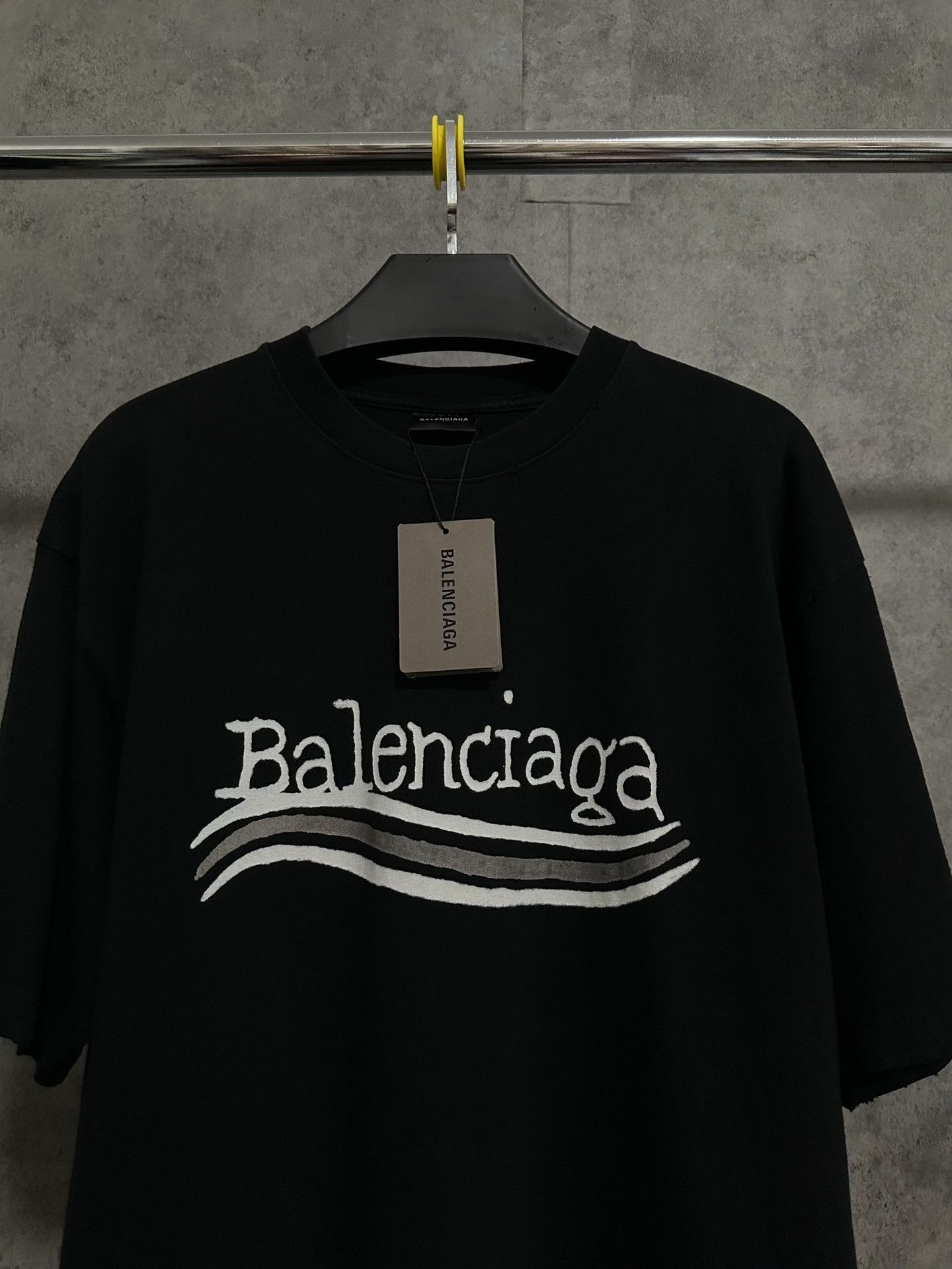 Balenciaga Balenciaga Graffiti Cola Wave Logo T-Shirt Size US XS / EU 42 / 0 - 2 Thumbnail
