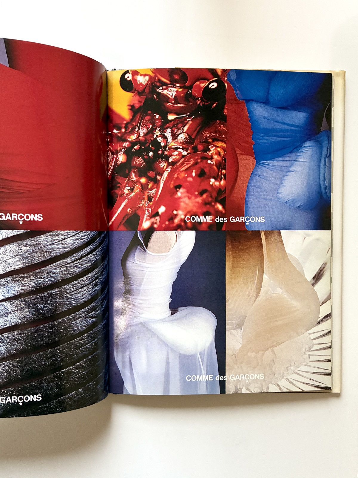 Comme des Garcons Comme des Garcons MEMOIRE DE LA MODE Book Rei Kawakubo Size ONE SIZE - 2 Thumbnail