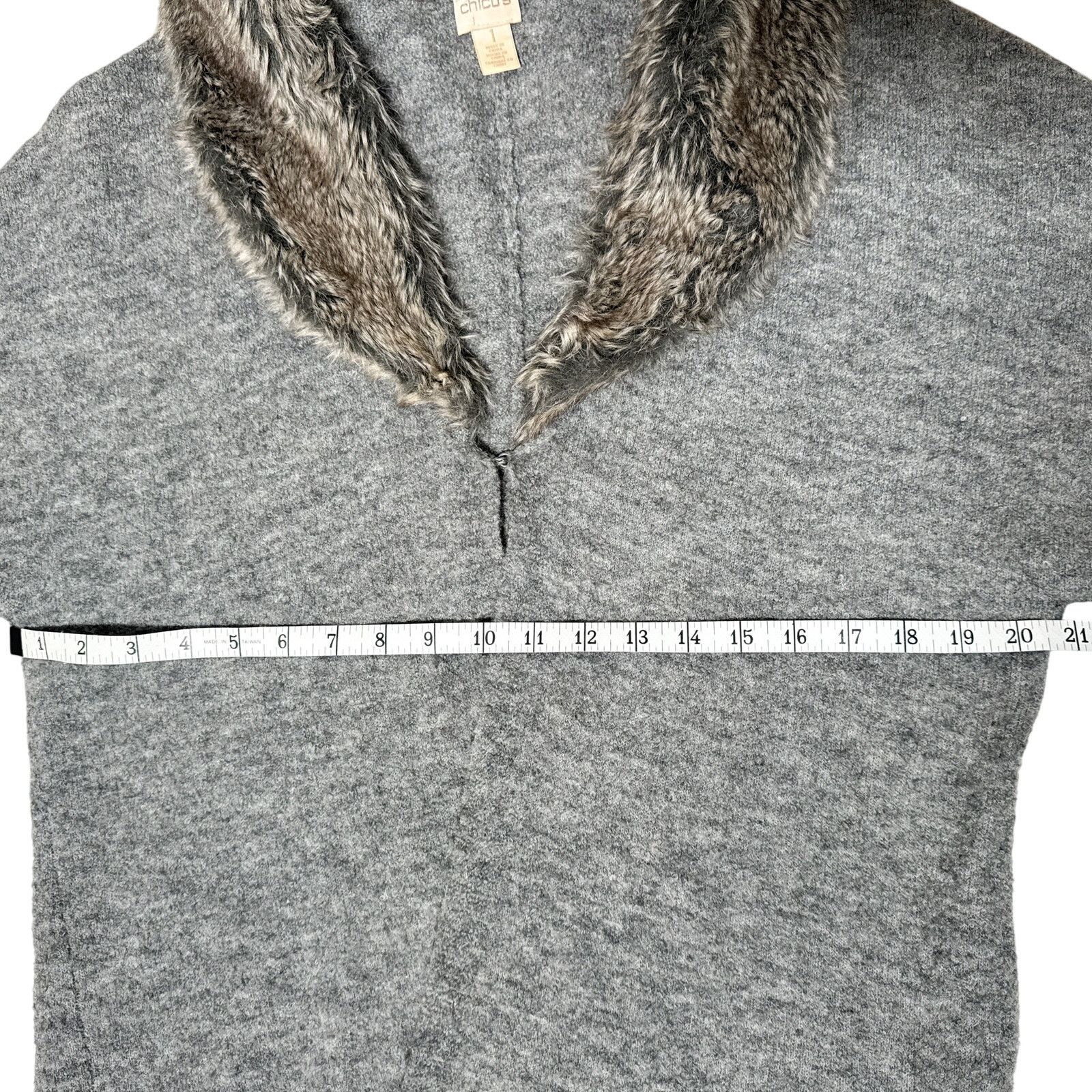 Chicos Chico’s Lillian Faux Fur Collar Cardigan Sweater Gray Wool Size M / US 6-8 / IT 42-44 - 13 Thumbnail