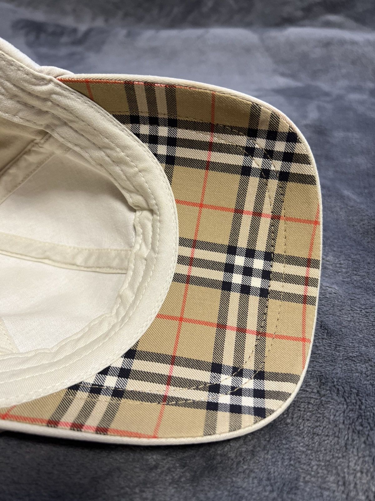 Burberry Burberry Hat Beige Cap Size ONE SIZE - 8 Thumbnail