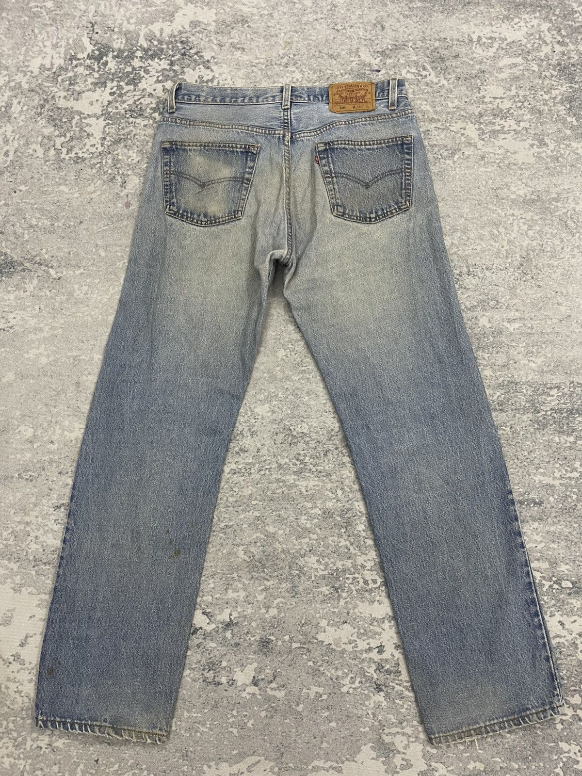 Levi's Vintage 90s Levi’s 501 Light Wash Made in USA – 34x30 Size US 34 / EU 50 - 13 Thumbnail