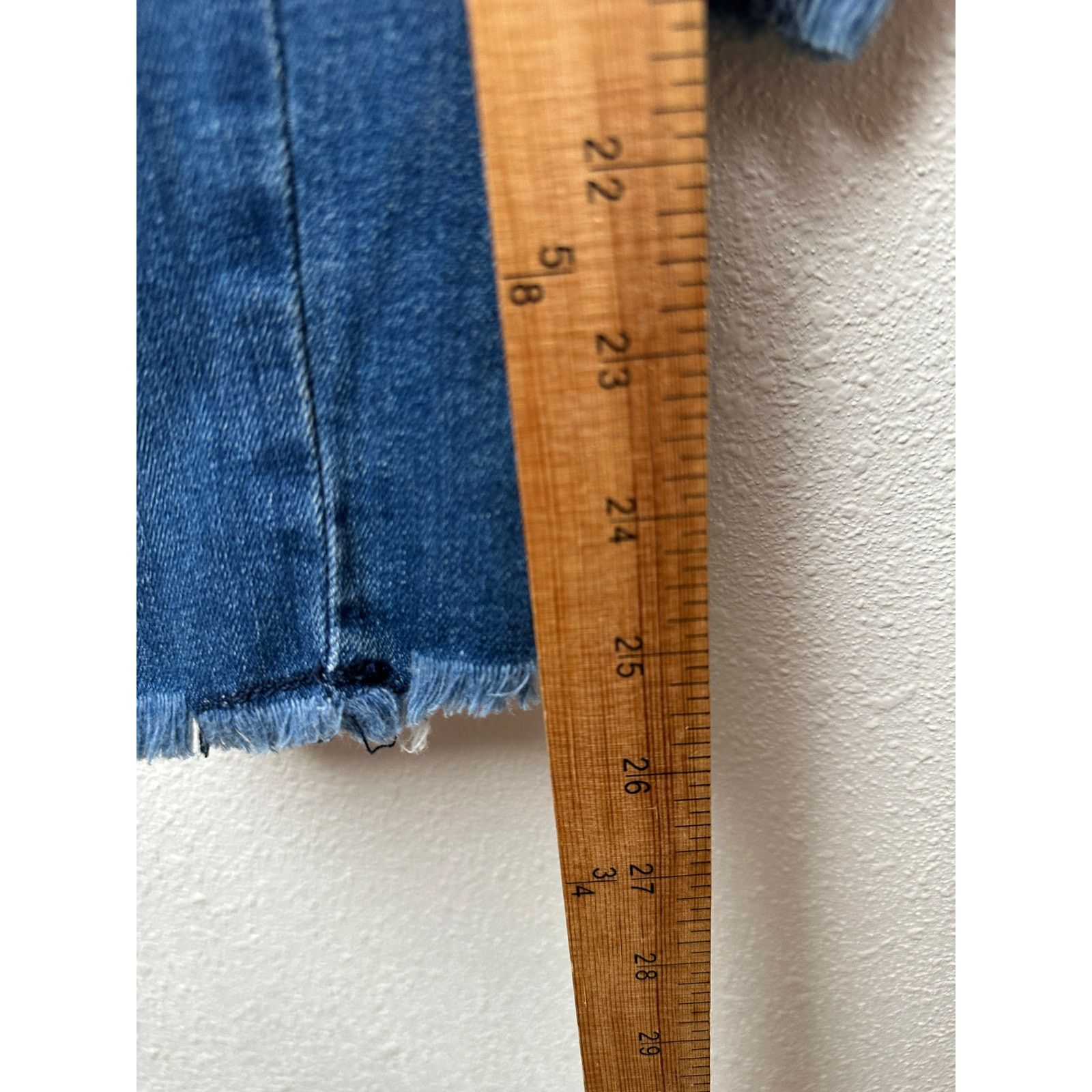Zara Zara Jeans Medium Wash Womens US 8 Pink Glitter Size 30" / US 8 / IT 44 - 18 Thumbnail